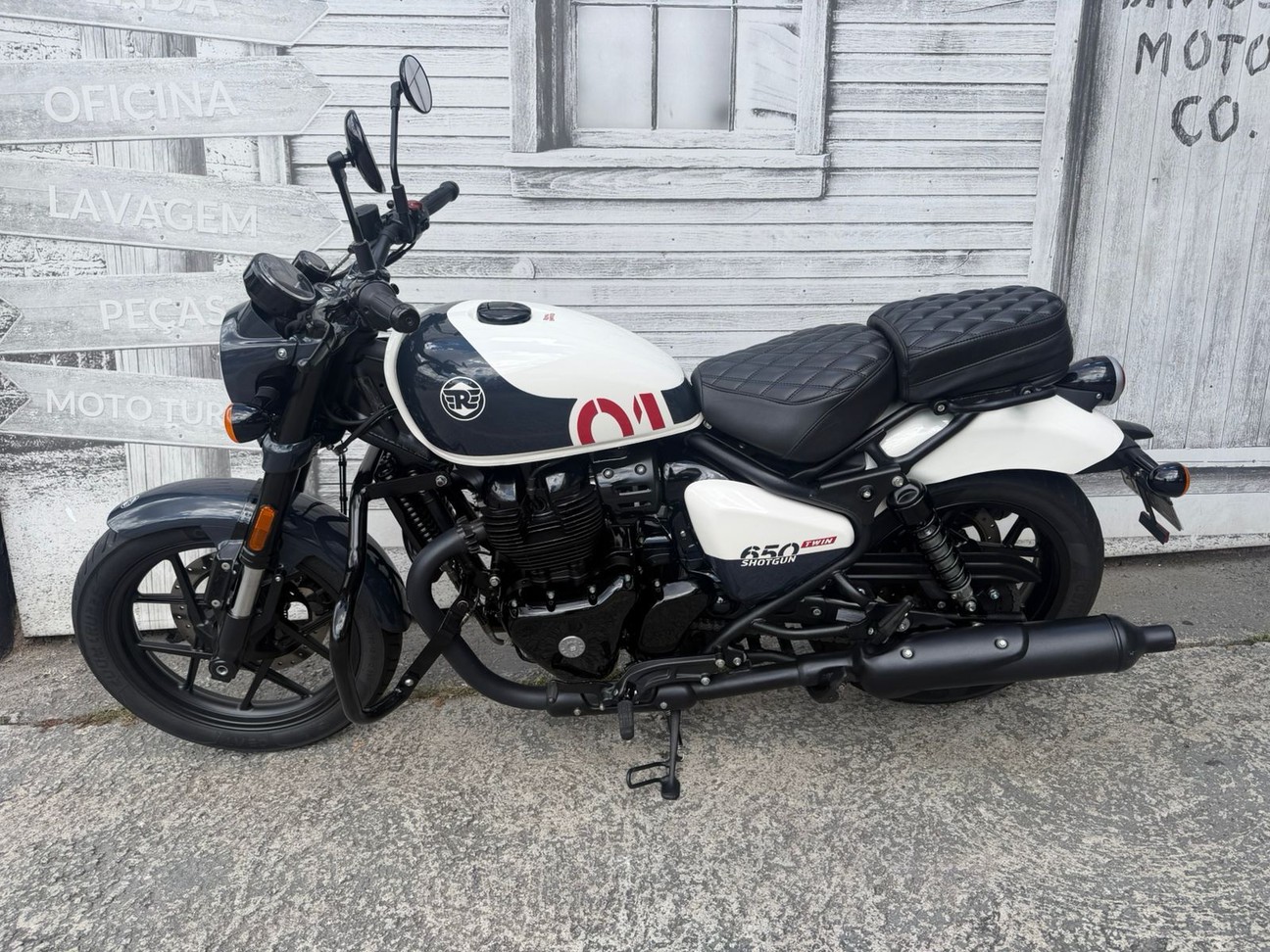 SHOTGUN 650 STENCIL WHITE 