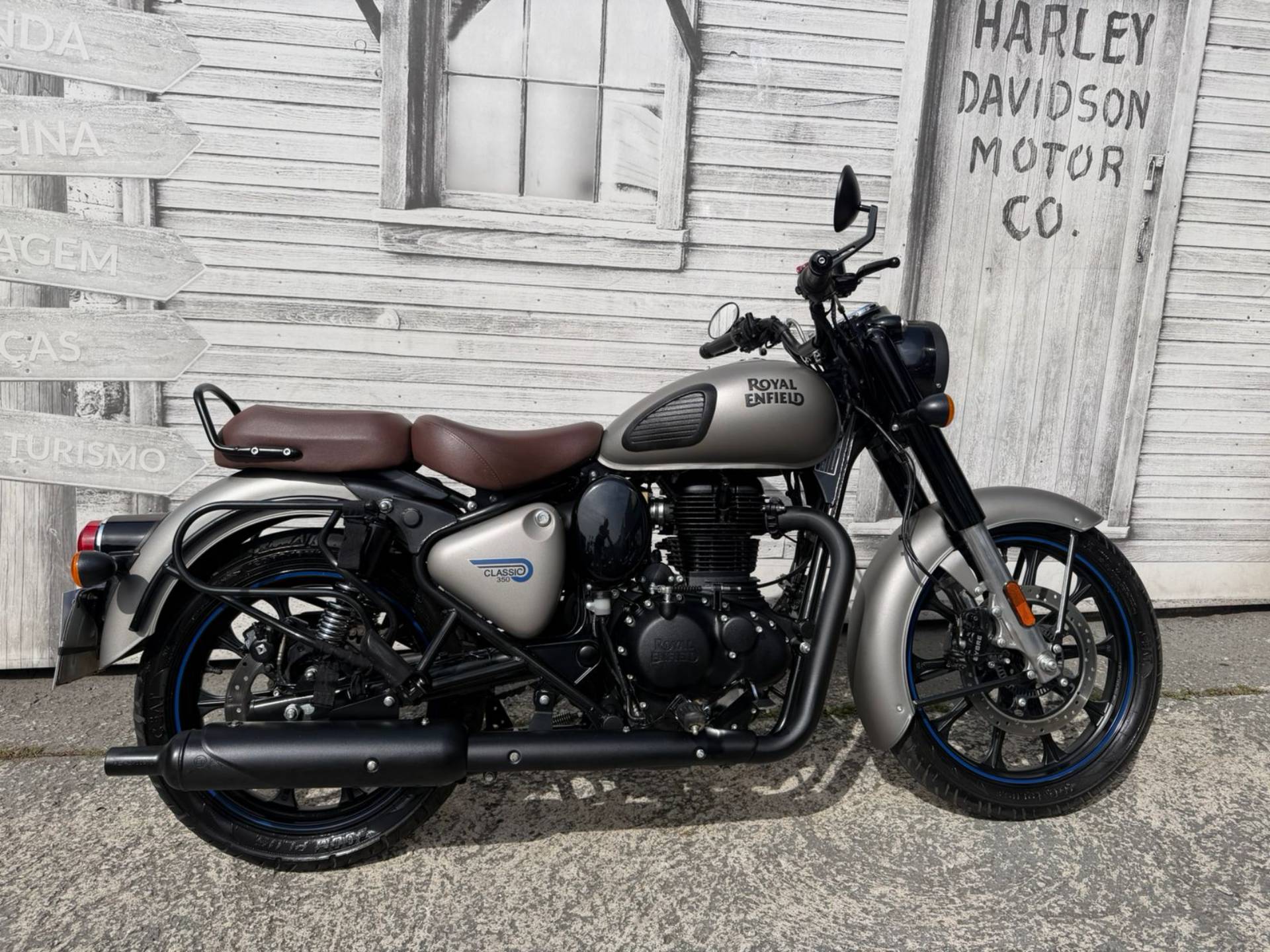 ROYAL ENFIELD CLASSIC 500