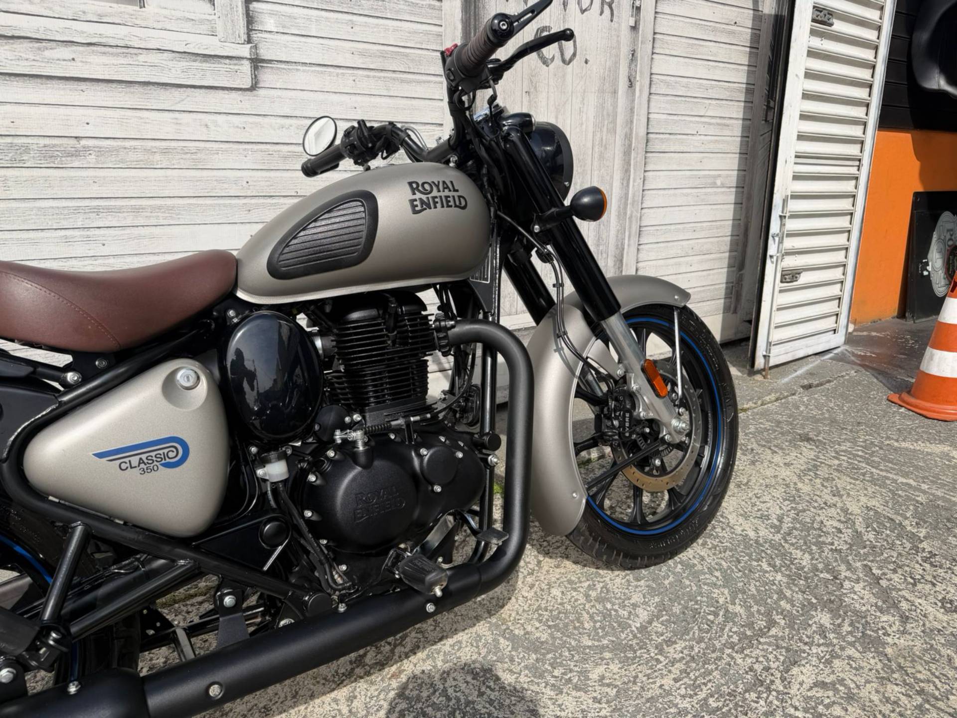 SPORTSTER FORTY-EIGHT 