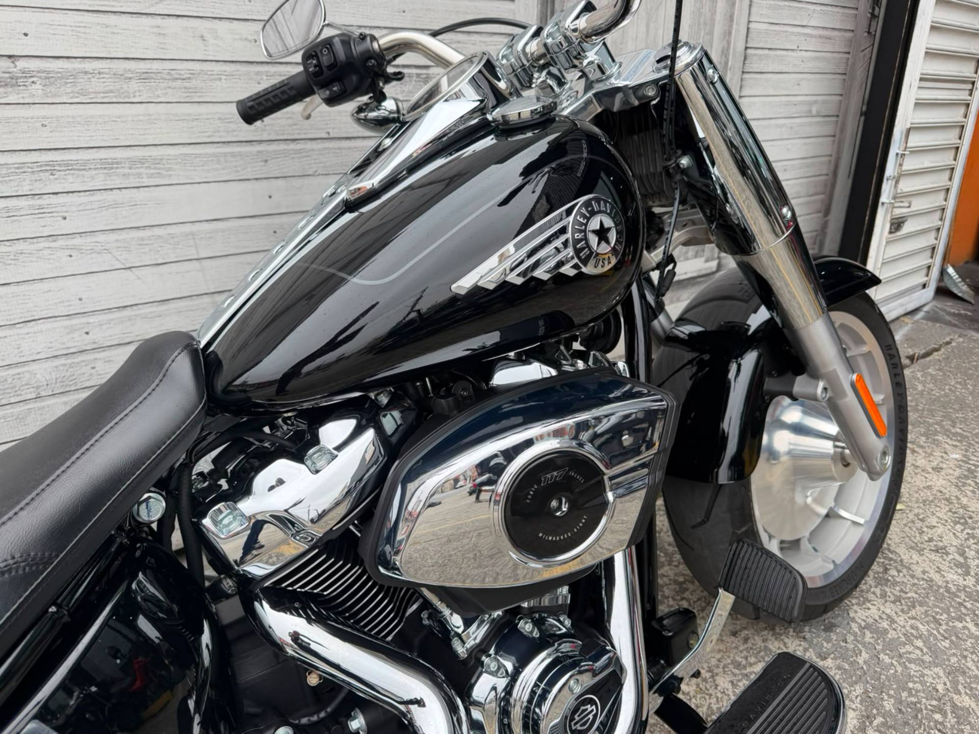 HARLEY-DAVIDSON SOFTAIL FAT BOY 117