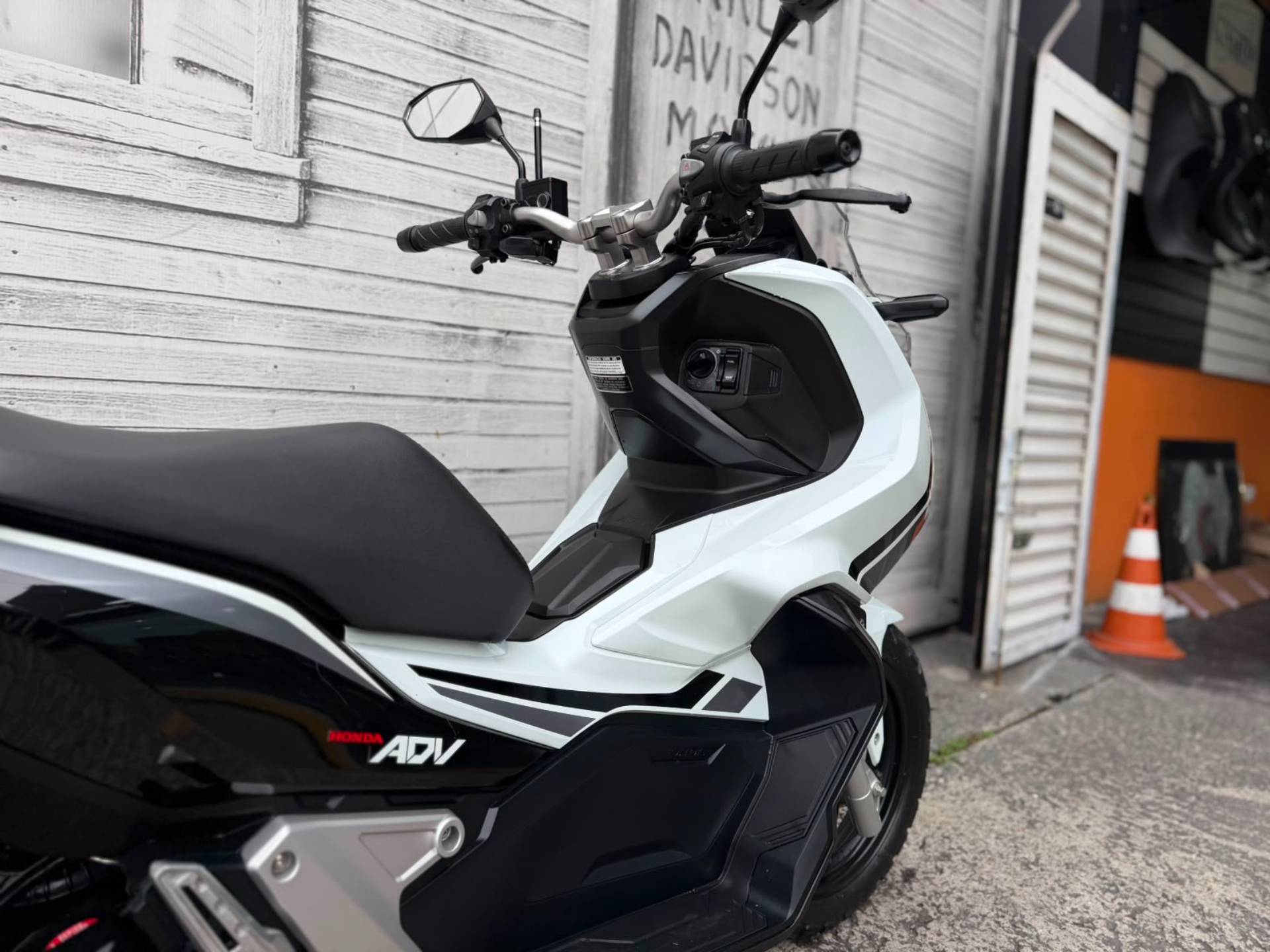 HONDA ADV 150