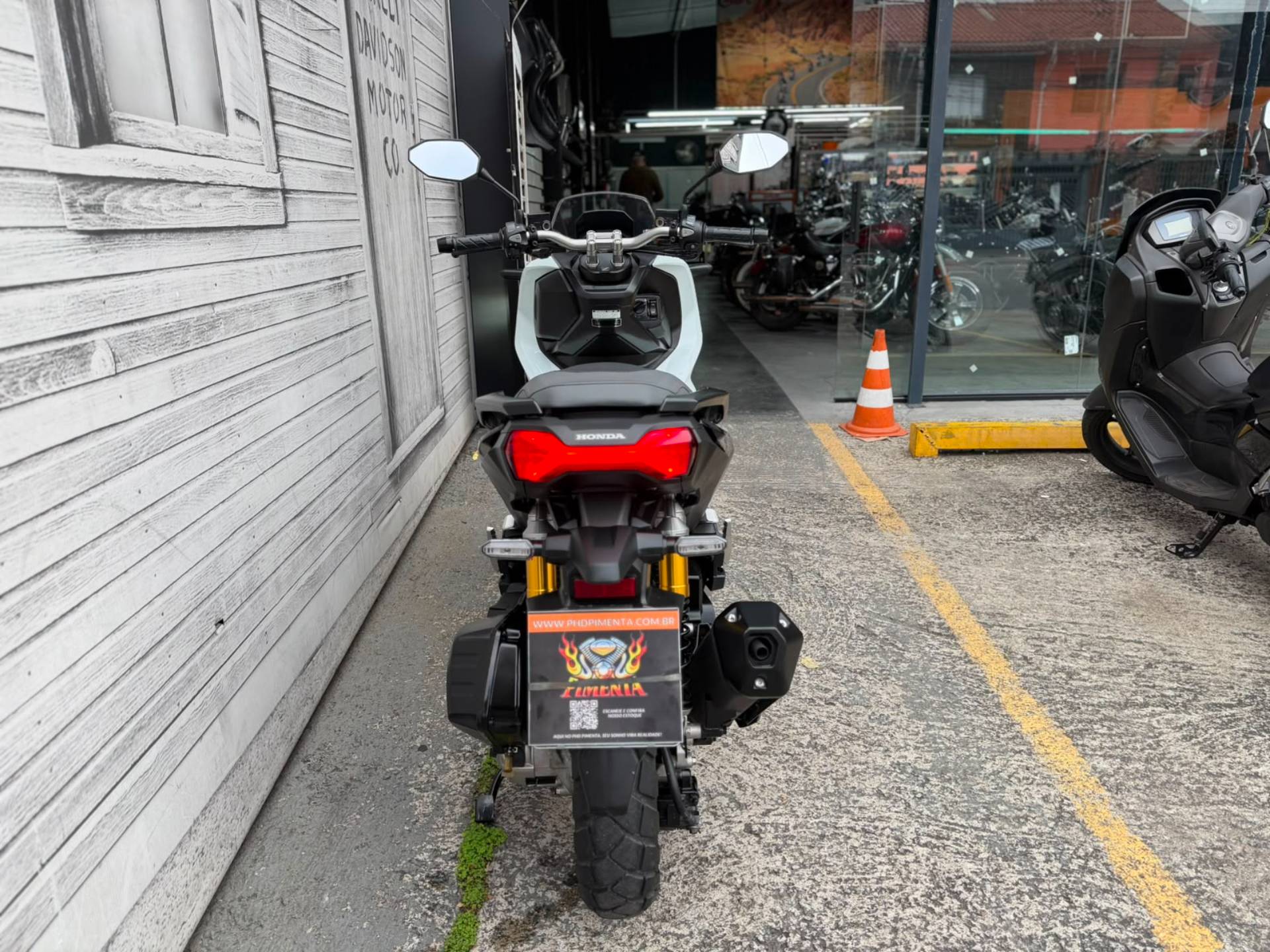 HONDA ADV 150