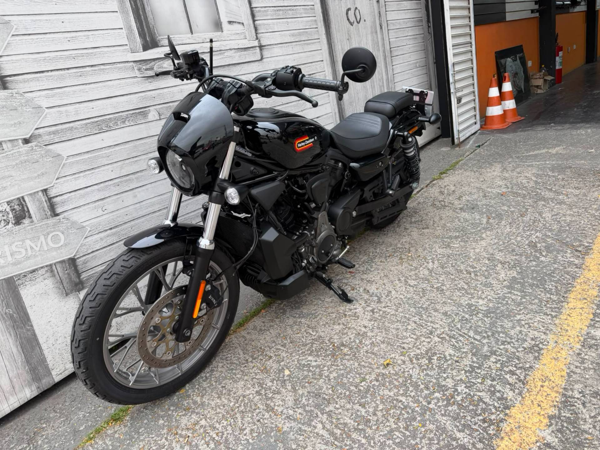 HARLEY-DAVIDSON NIGHTSTER SPECIAL