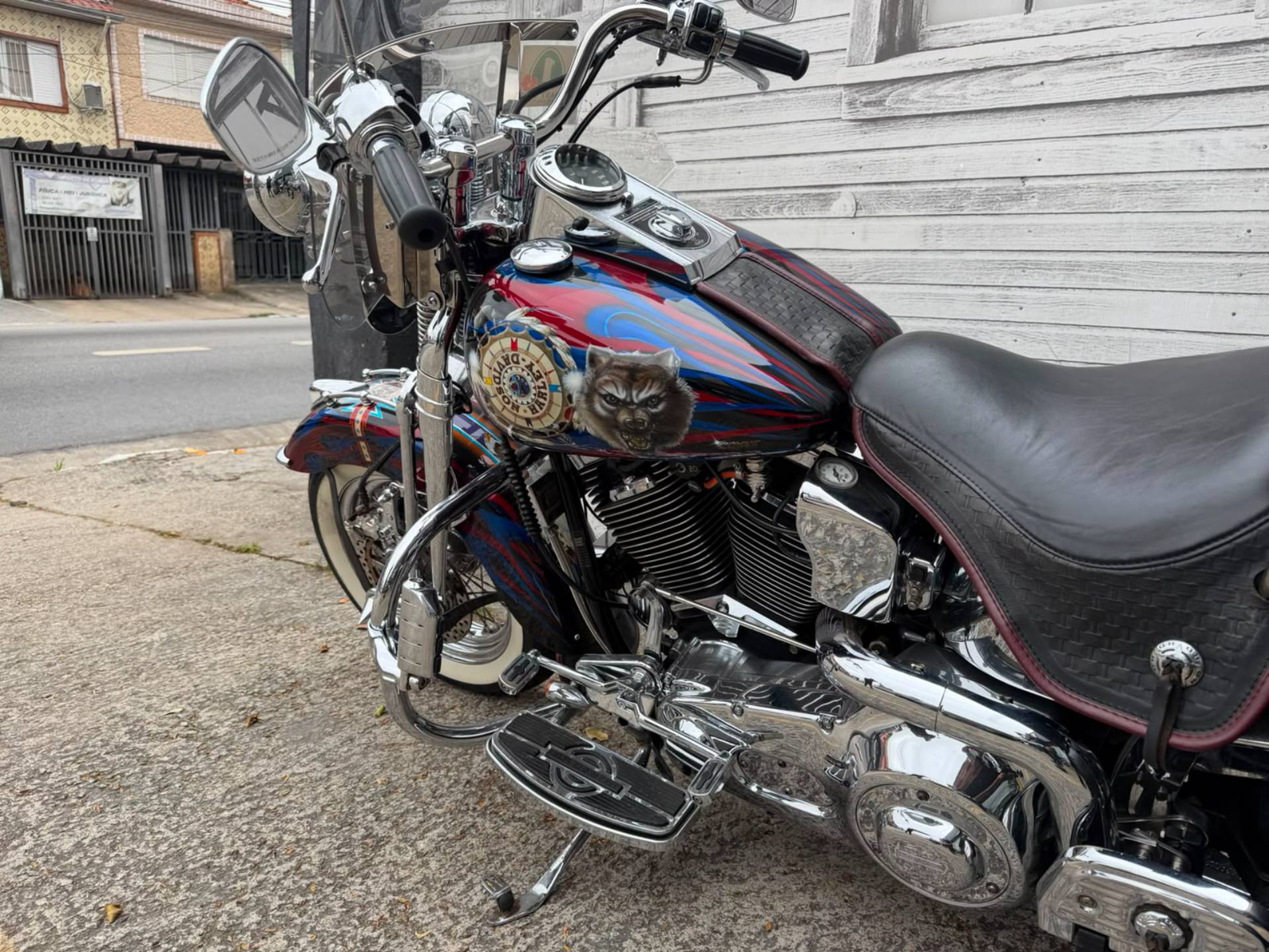 HARLEY-DAVIDSON HERITAGE SOFTAIL SPRINGER