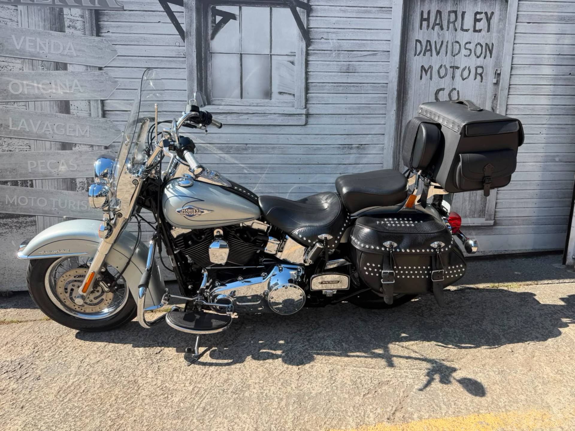 HARLEY-DAVIDSON HERITAGE SOFTAIL CLASSIC