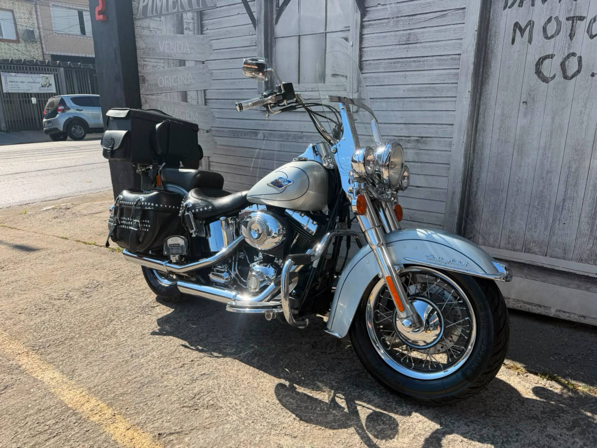 HARLEY-DAVIDSON HERITAGE SOFTAIL CLASSIC