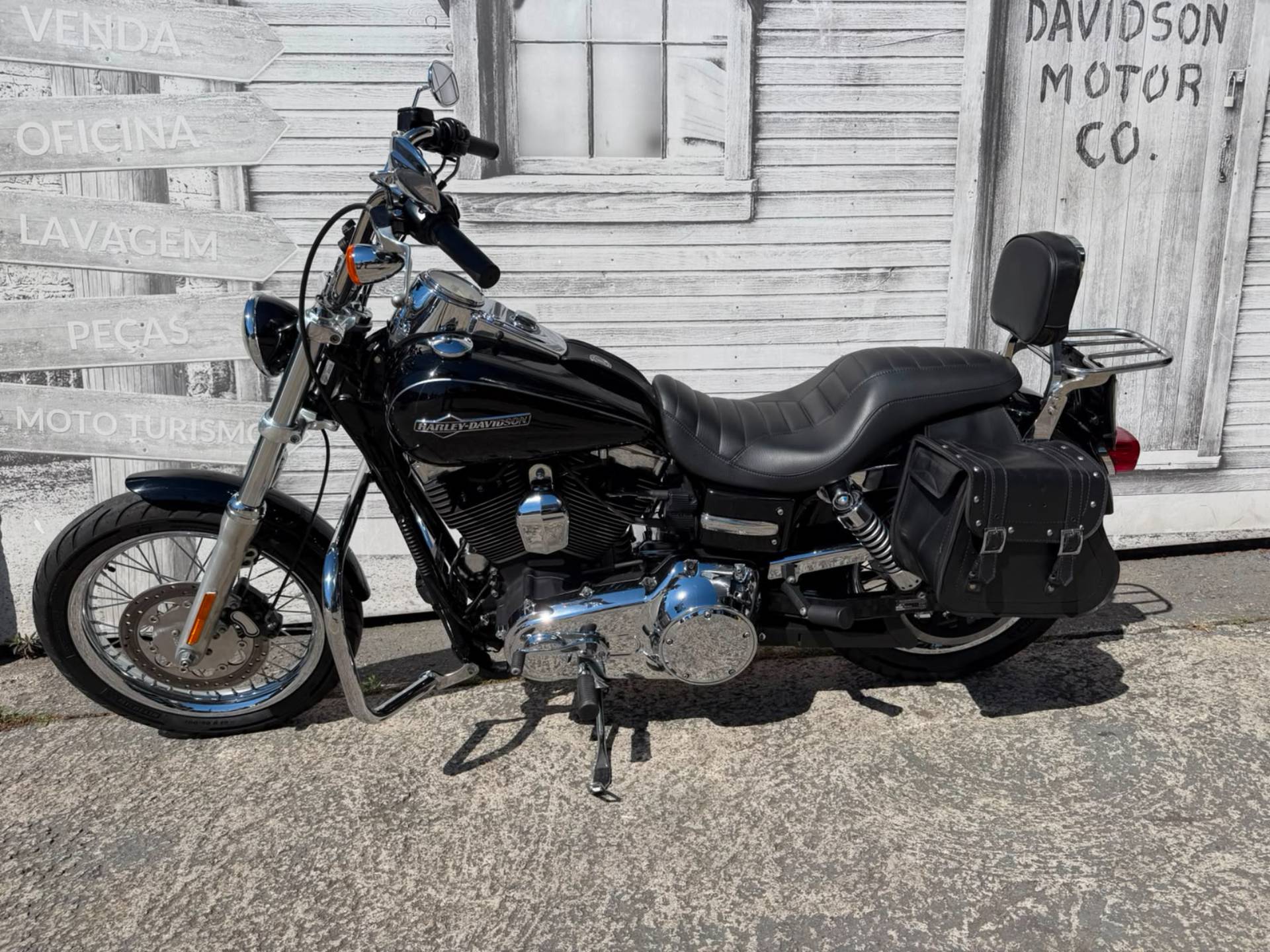 HARLEY-DAVIDSON DYNA SUPER GLIDE CUSTOM