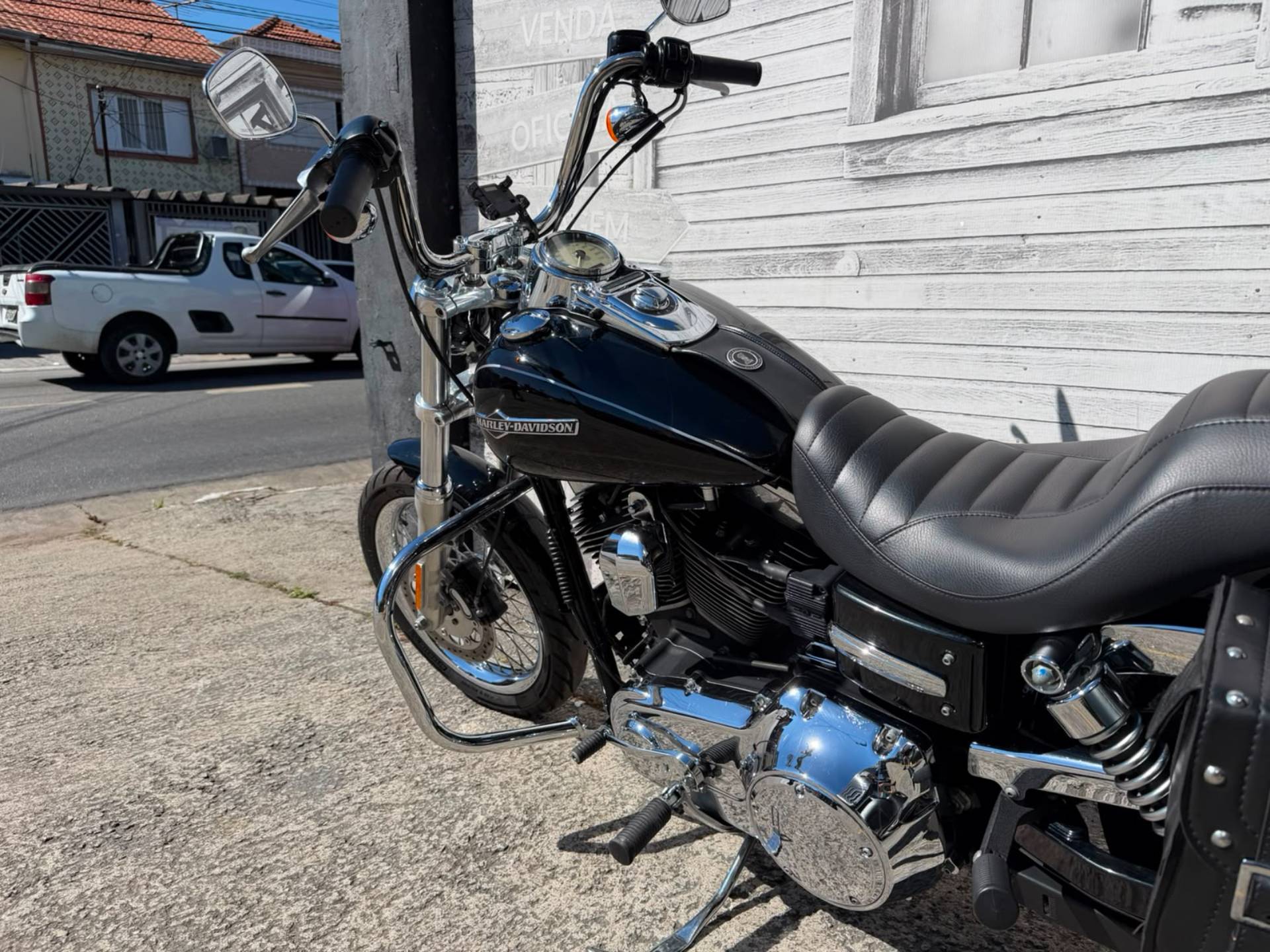 HARLEY-DAVIDSON DYNA SUPER GLIDE CUSTOM