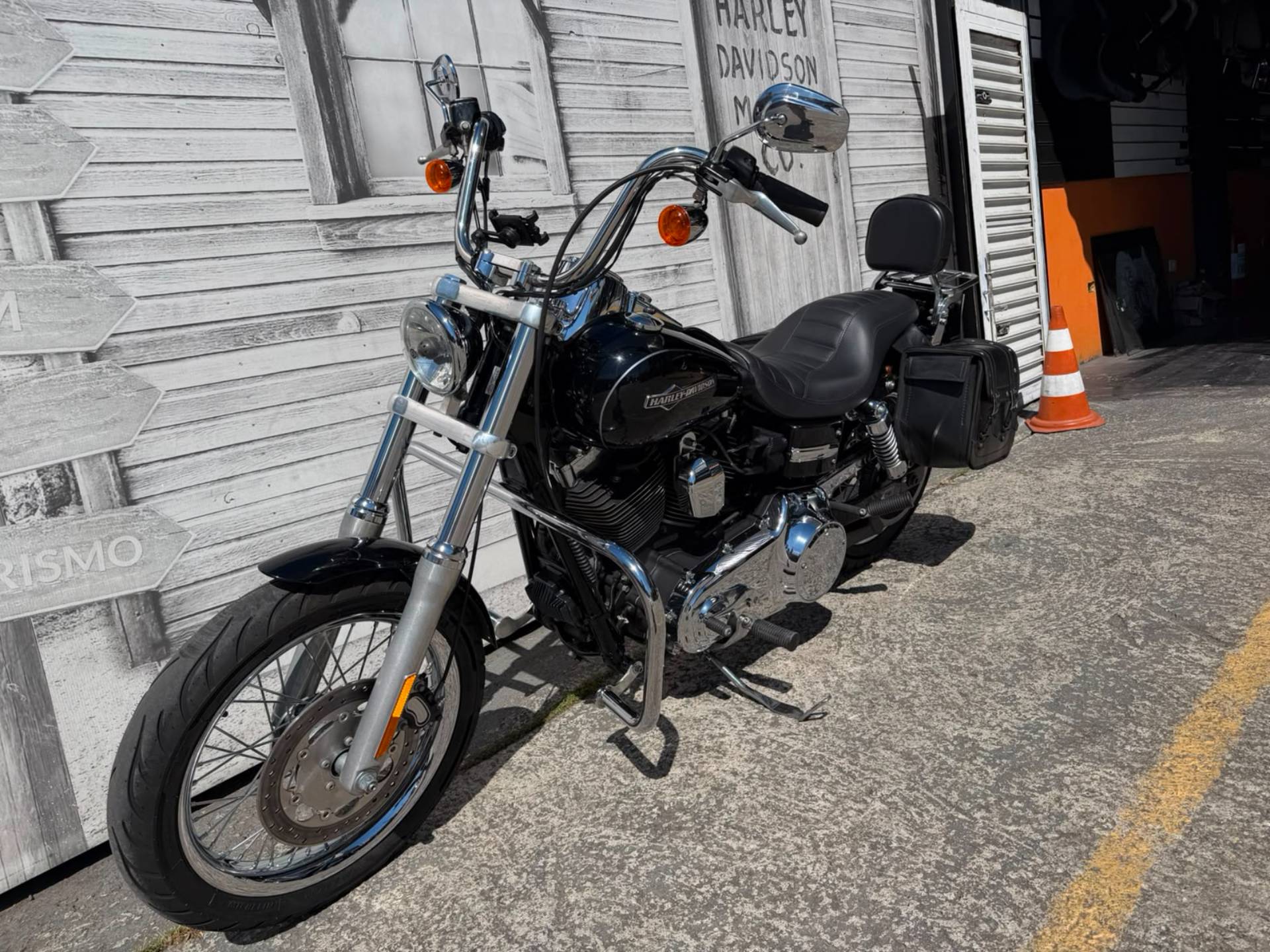 HARLEY-DAVIDSON DYNA SUPER GLIDE CUSTOM