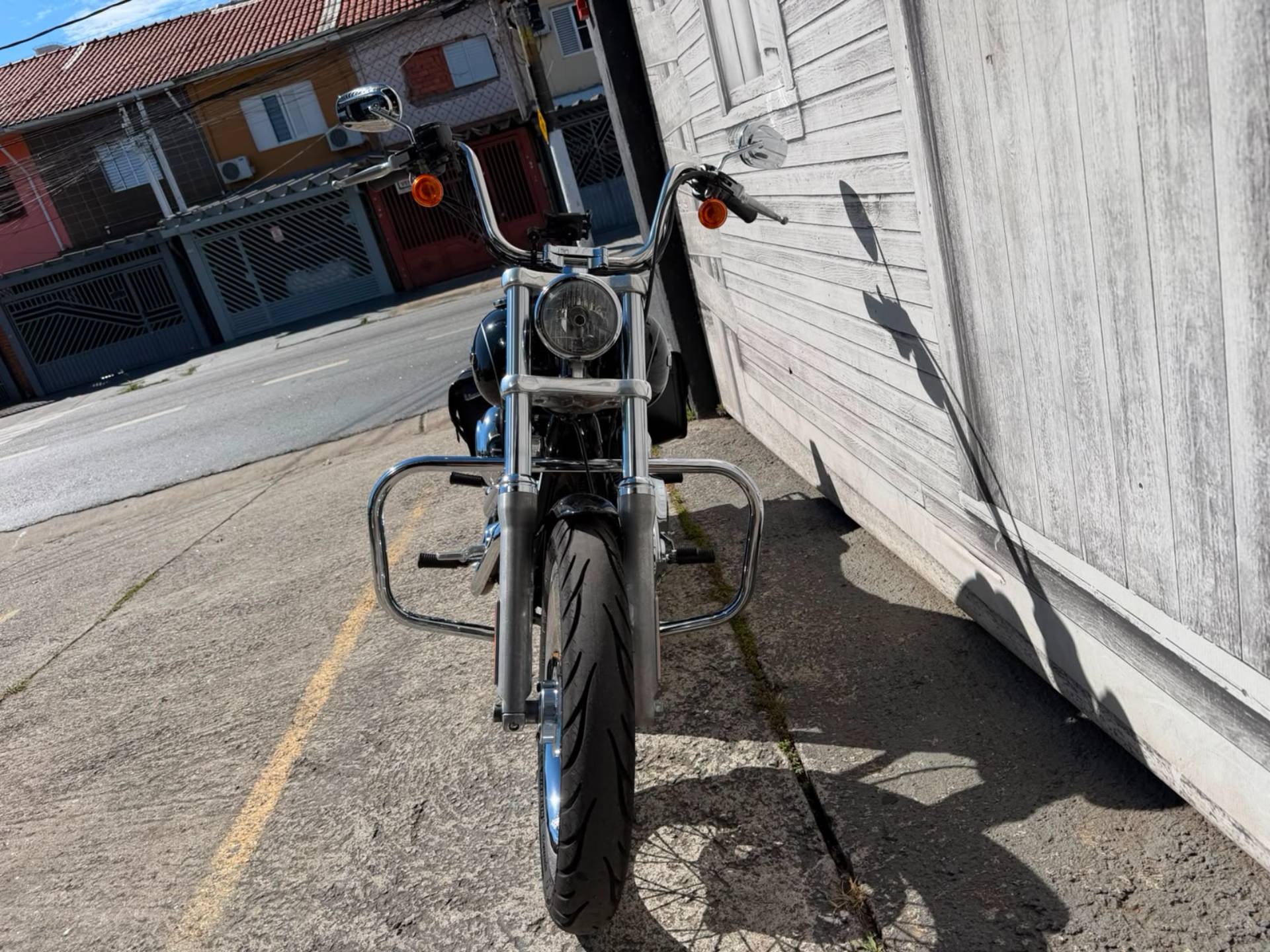 HARLEY-DAVIDSON DYNA SUPER GLIDE CUSTOM