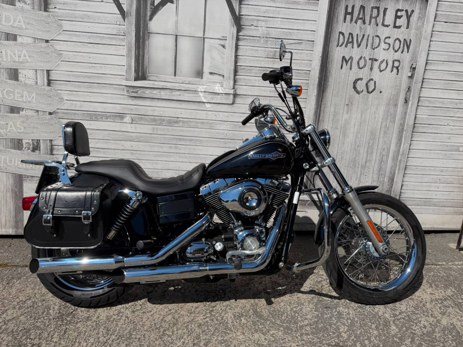 HARLEY-DAVIDSON DYNA SUPER GLIDE CUSTOM