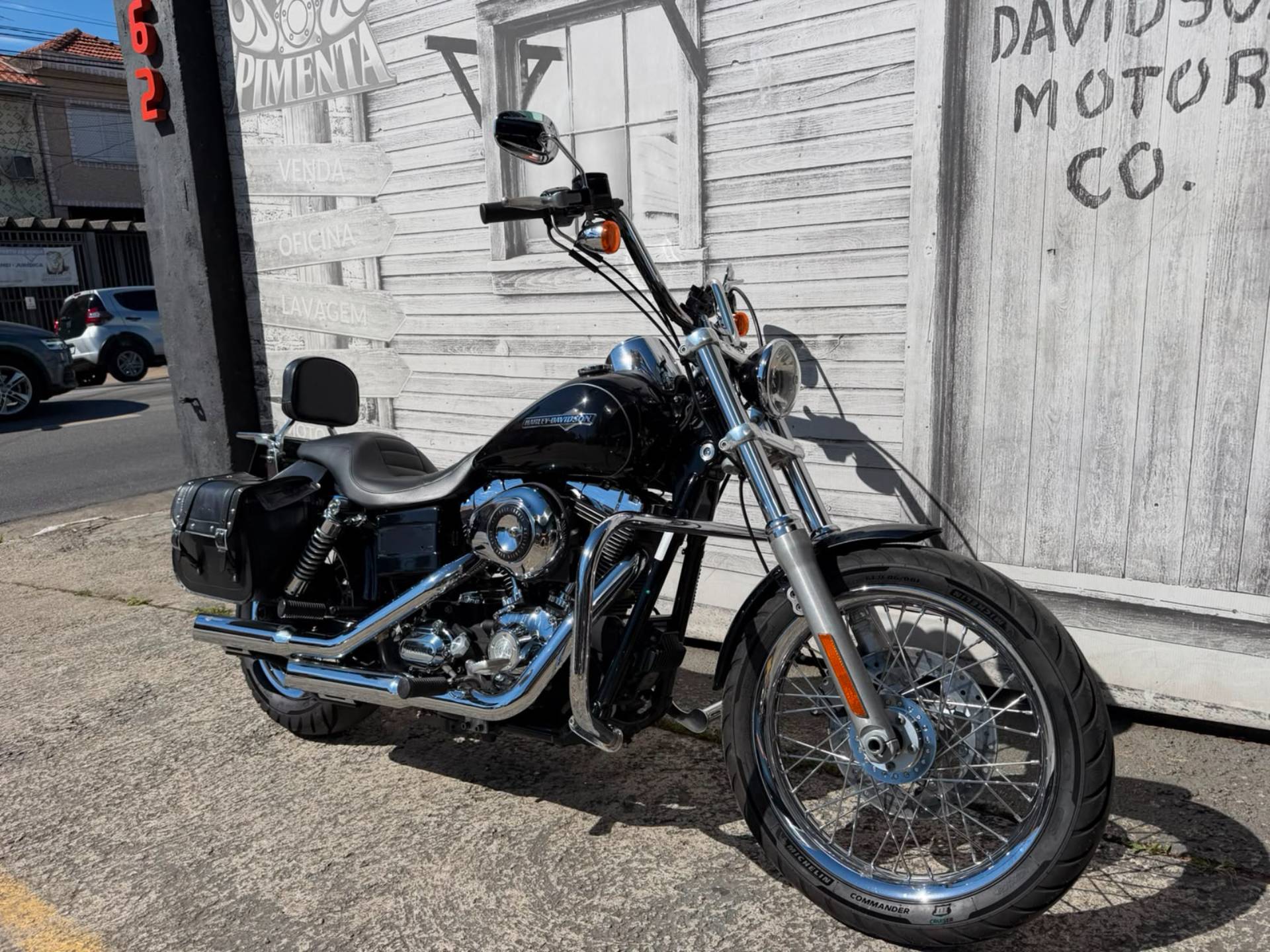 HARLEY-DAVIDSON DYNA SUPER GLIDE CUSTOM