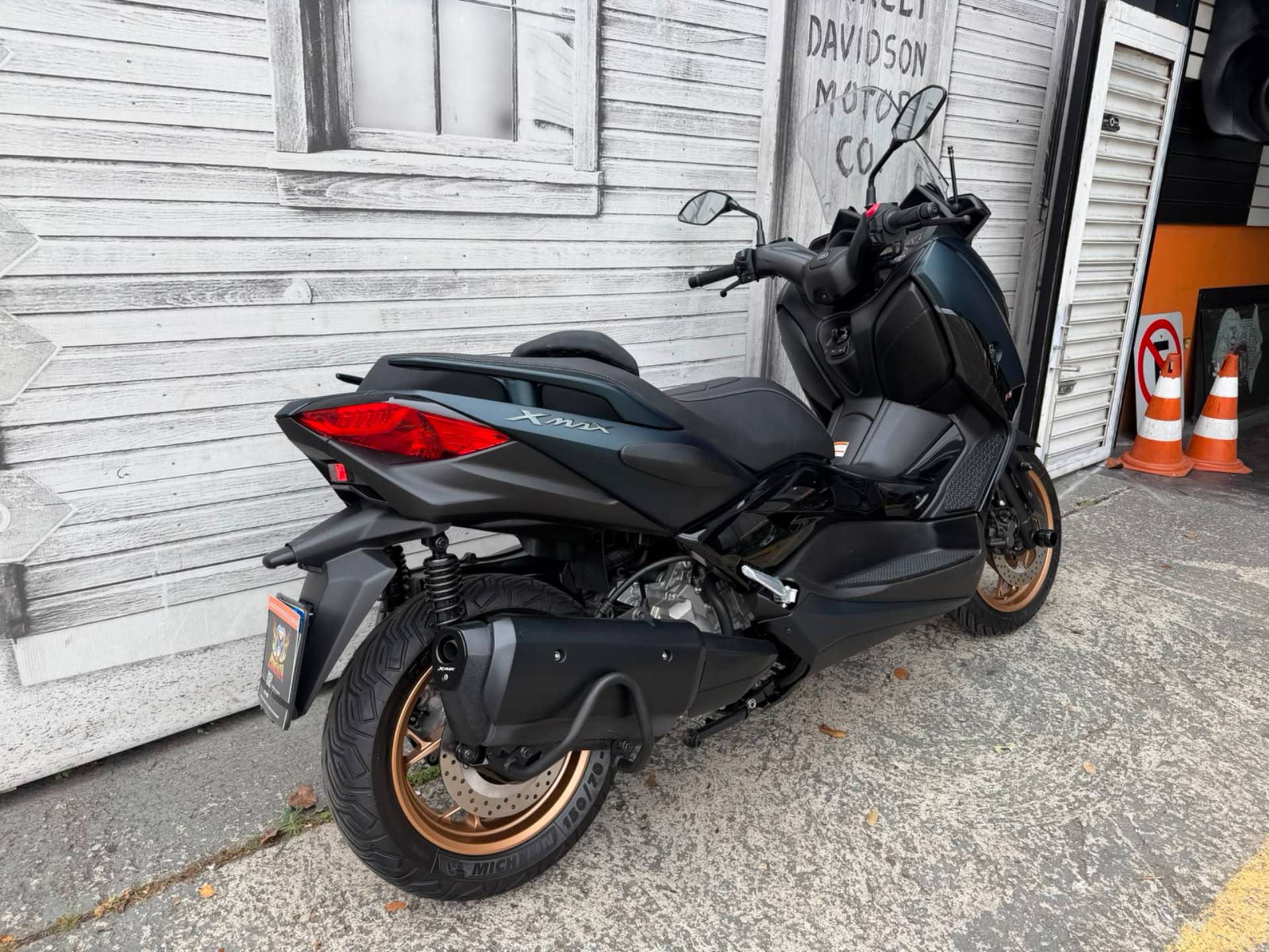 YAMAHA XMAX 250 CONNECTED ABS