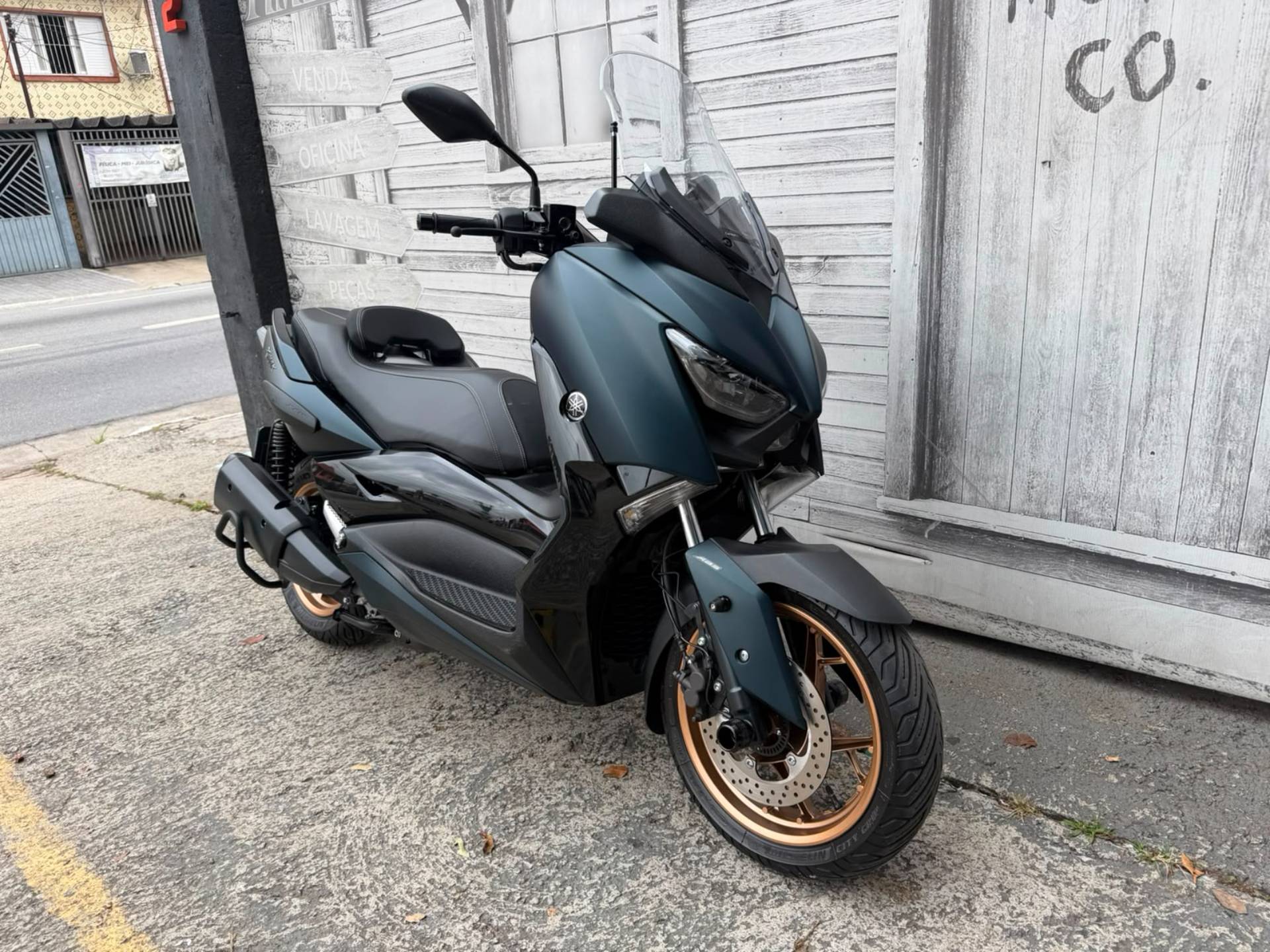 YAMAHA XMAX 250 CONNECTED ABS