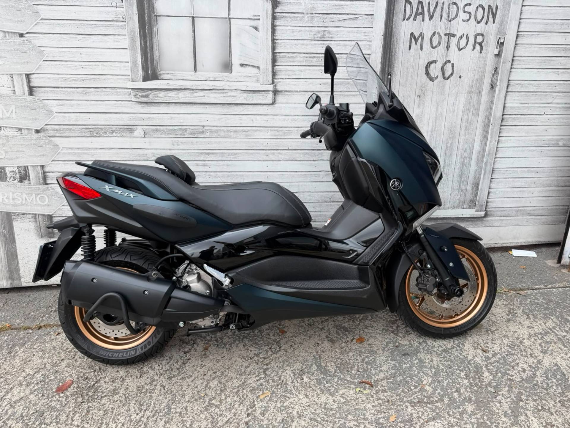 YAMAHA XMAX 250 CONNECTED ABS