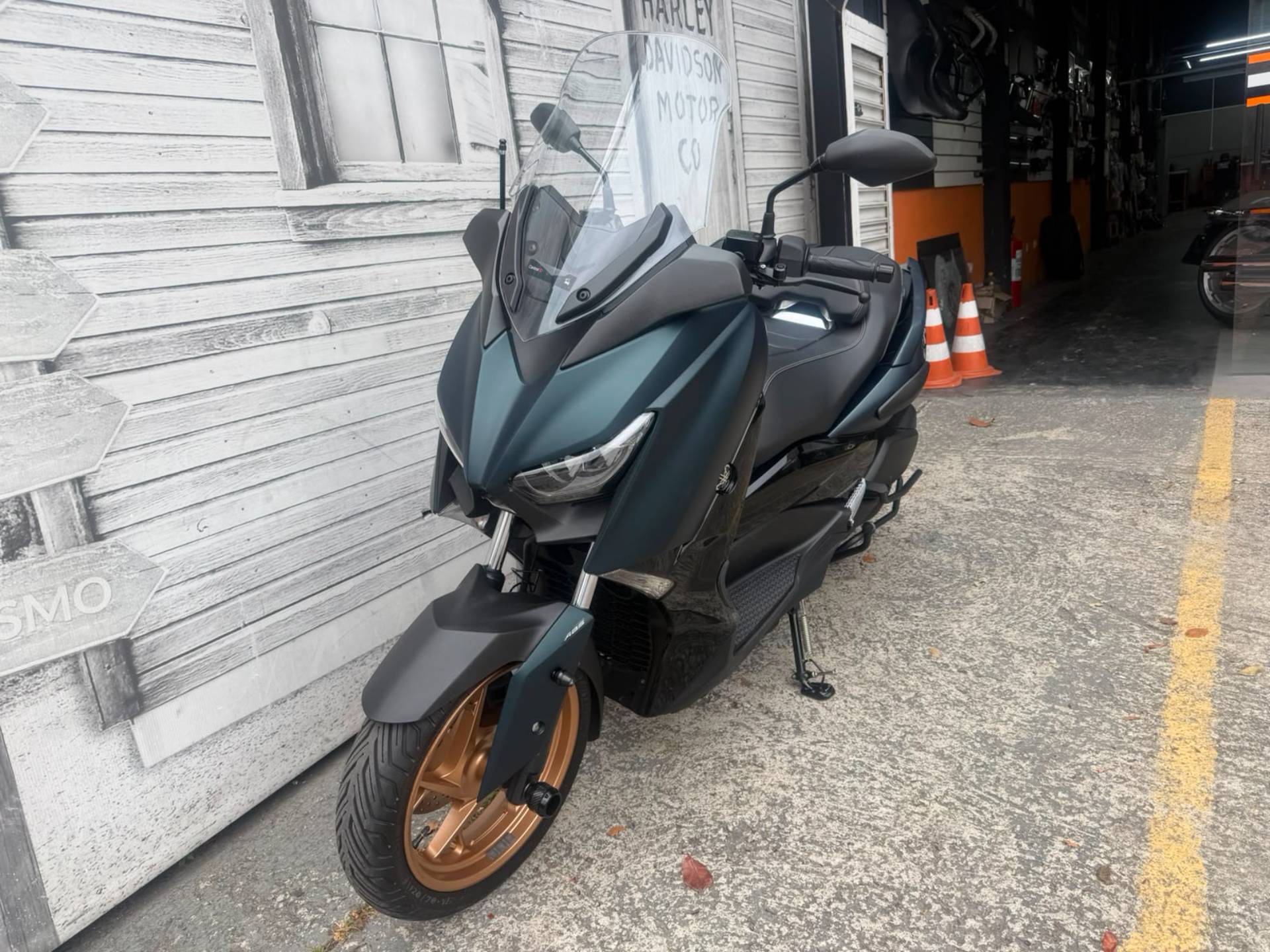 YAMAHA XMAX 250 CONNECTED ABS