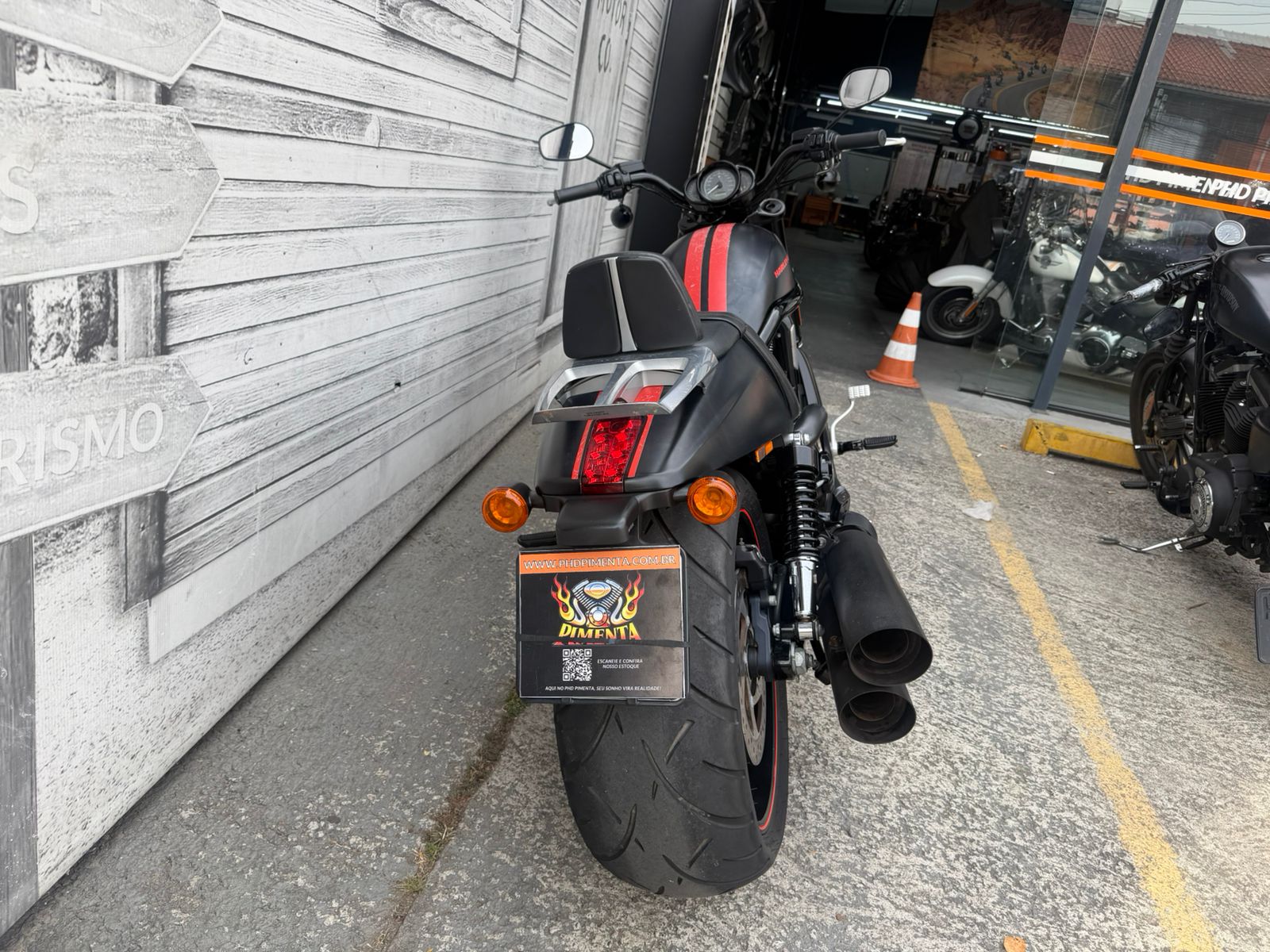 HARLEY-DAVIDSON NIGHT ROD SPECIAL