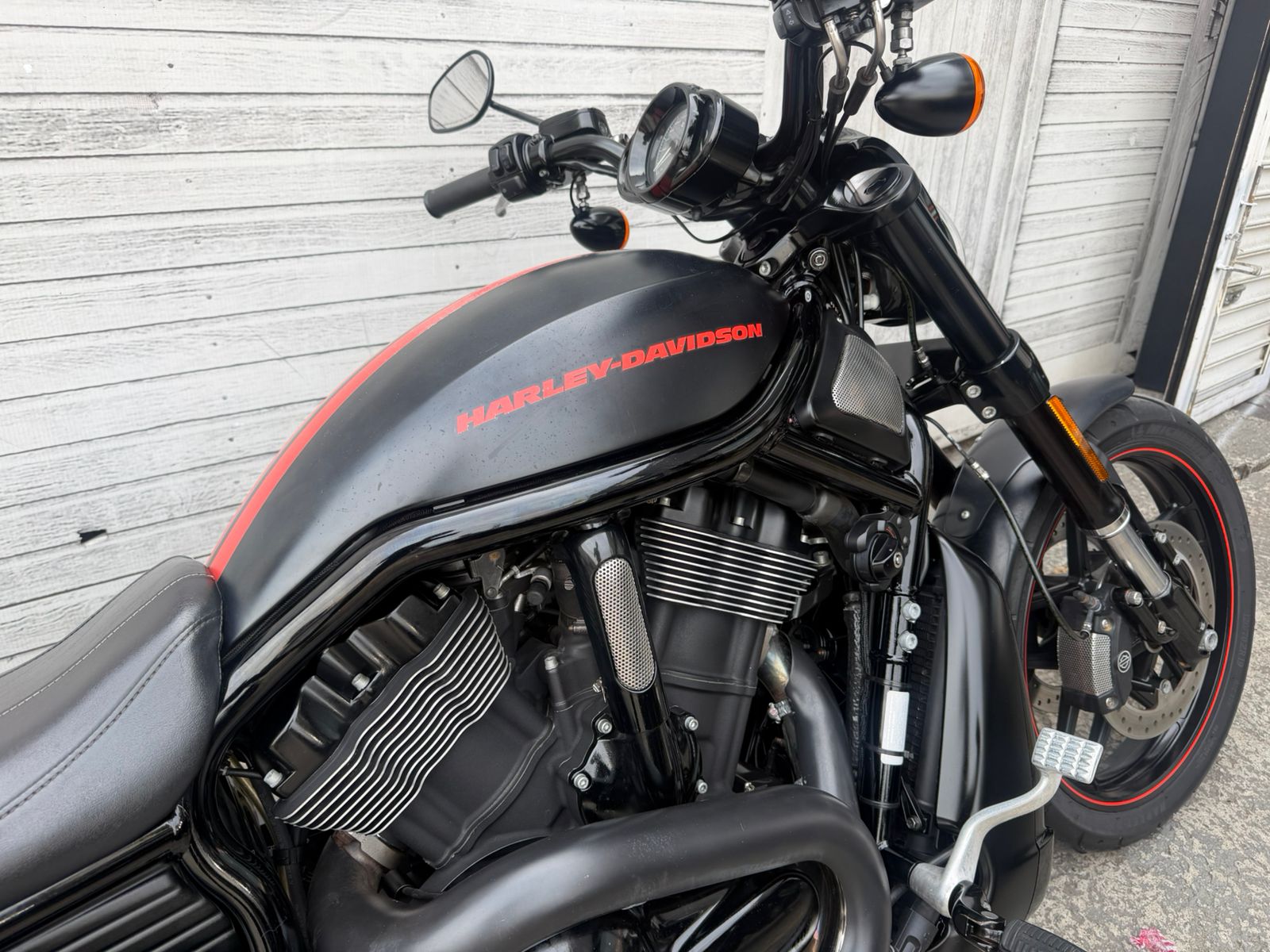 HARLEY-DAVIDSON NIGHT ROD SPECIAL
