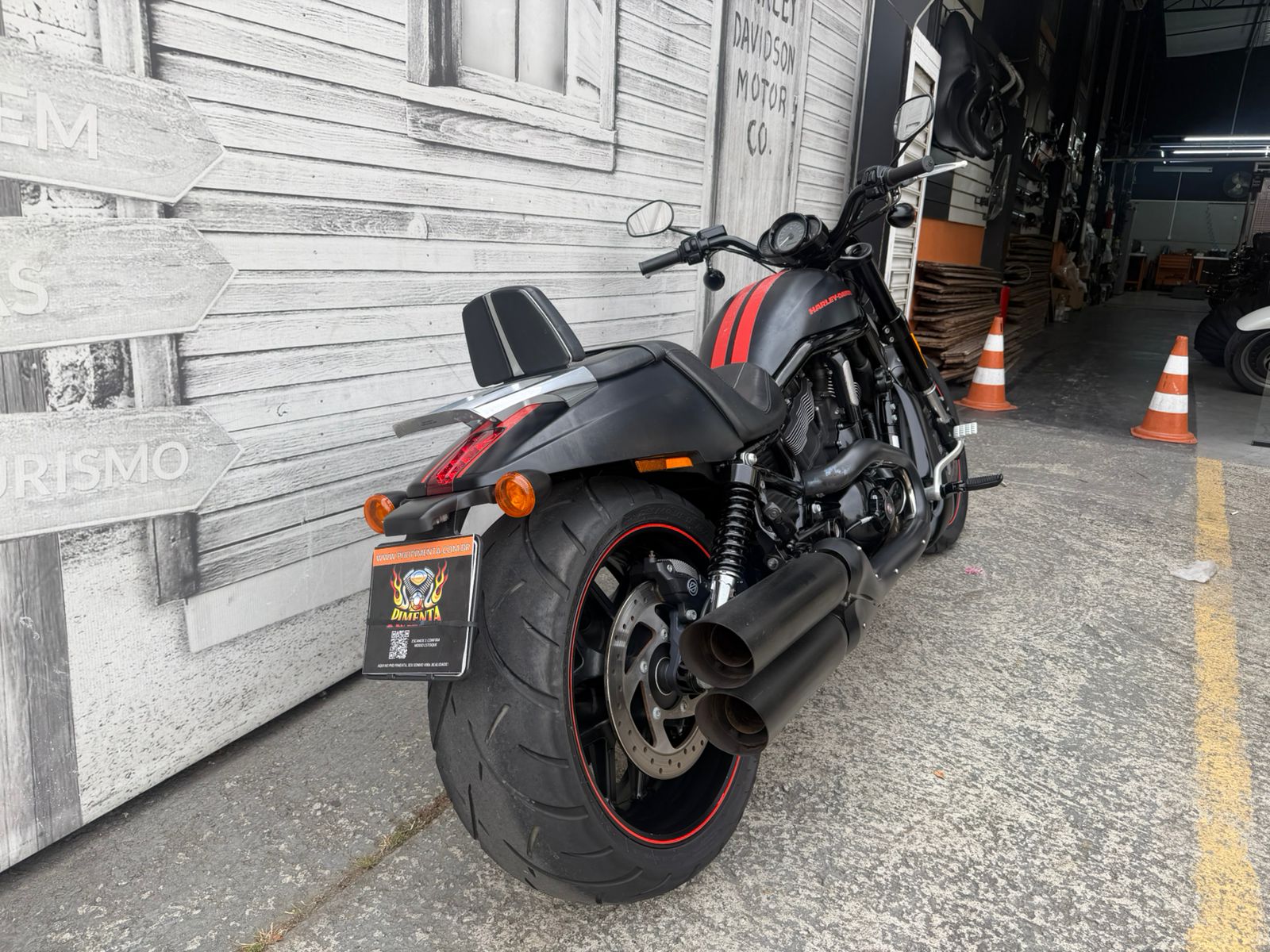 HARLEY-DAVIDSON NIGHT ROD SPECIAL