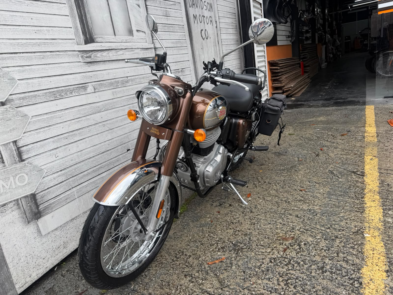 ROYAL ENFIELD CLASSIC 350