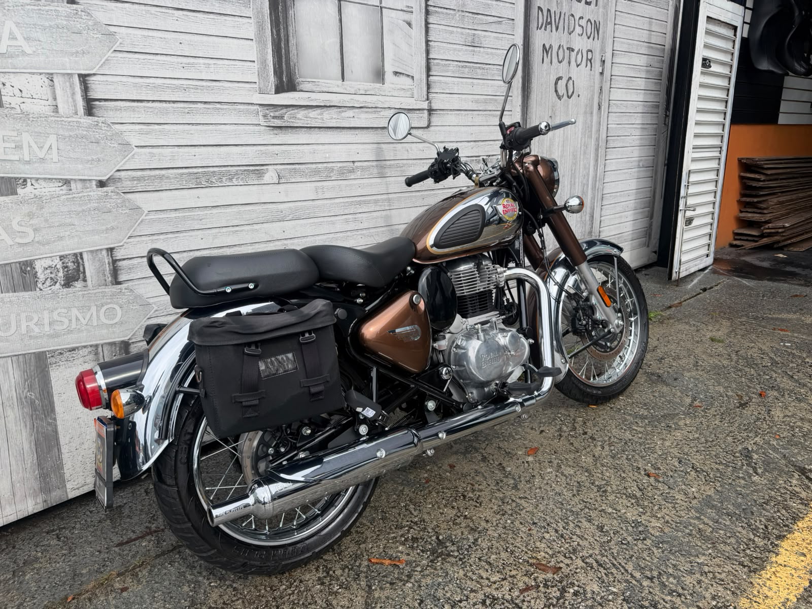 ROYAL ENFIELD CLASSIC 350