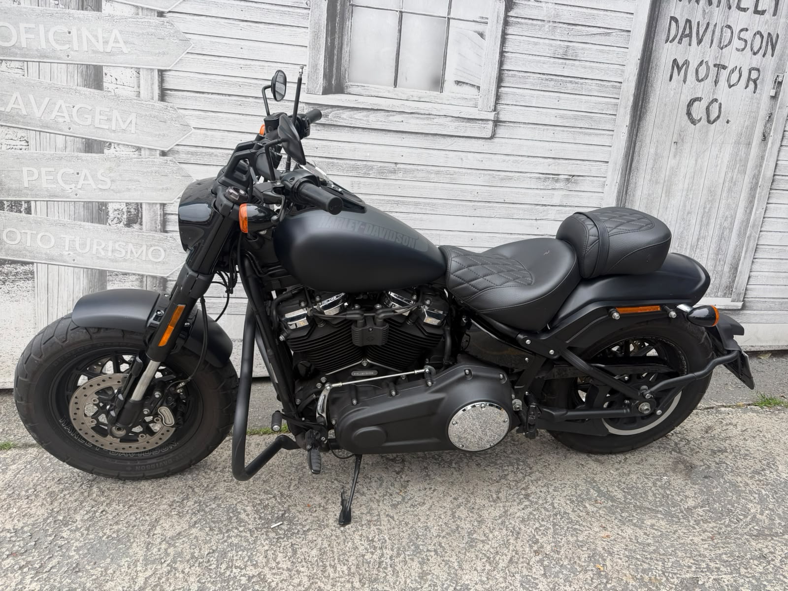 HARLEY-DAVIDSON SOFTAIL FAT BOB 107
