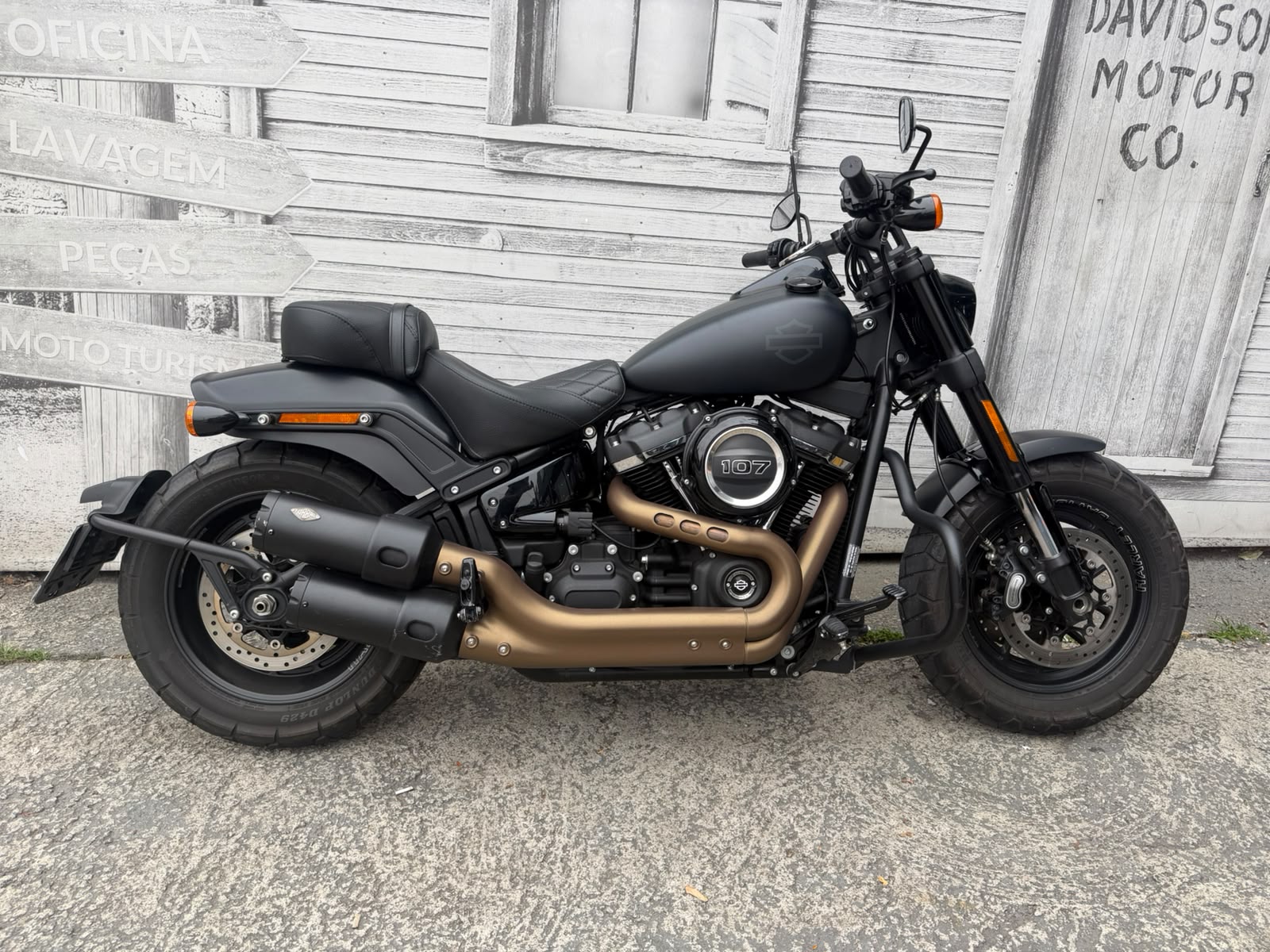HARLEY-DAVIDSON SOFTAIL FAT BOB 107