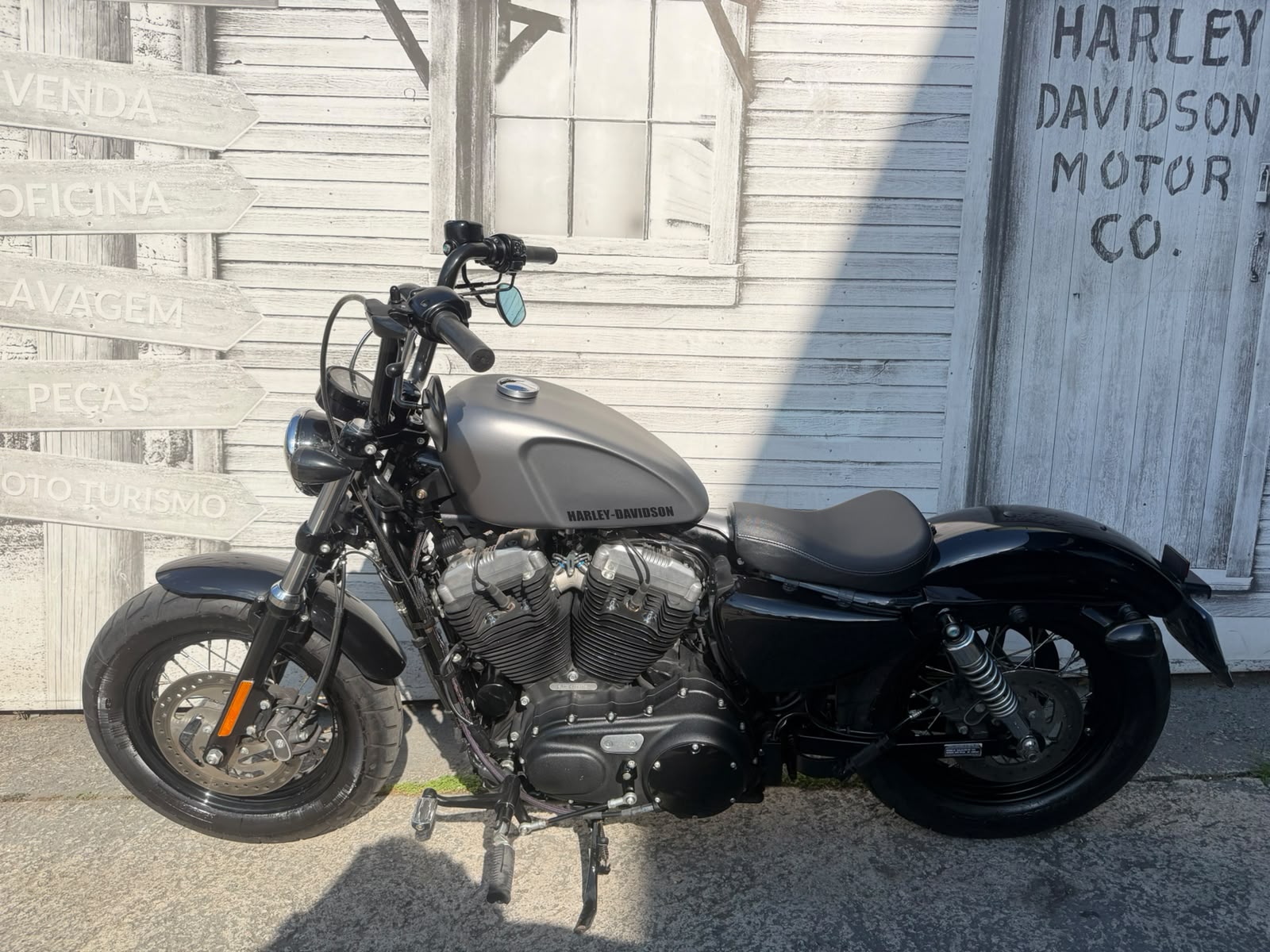 HARLEY-DAVIDSON FORTY-EIGHT