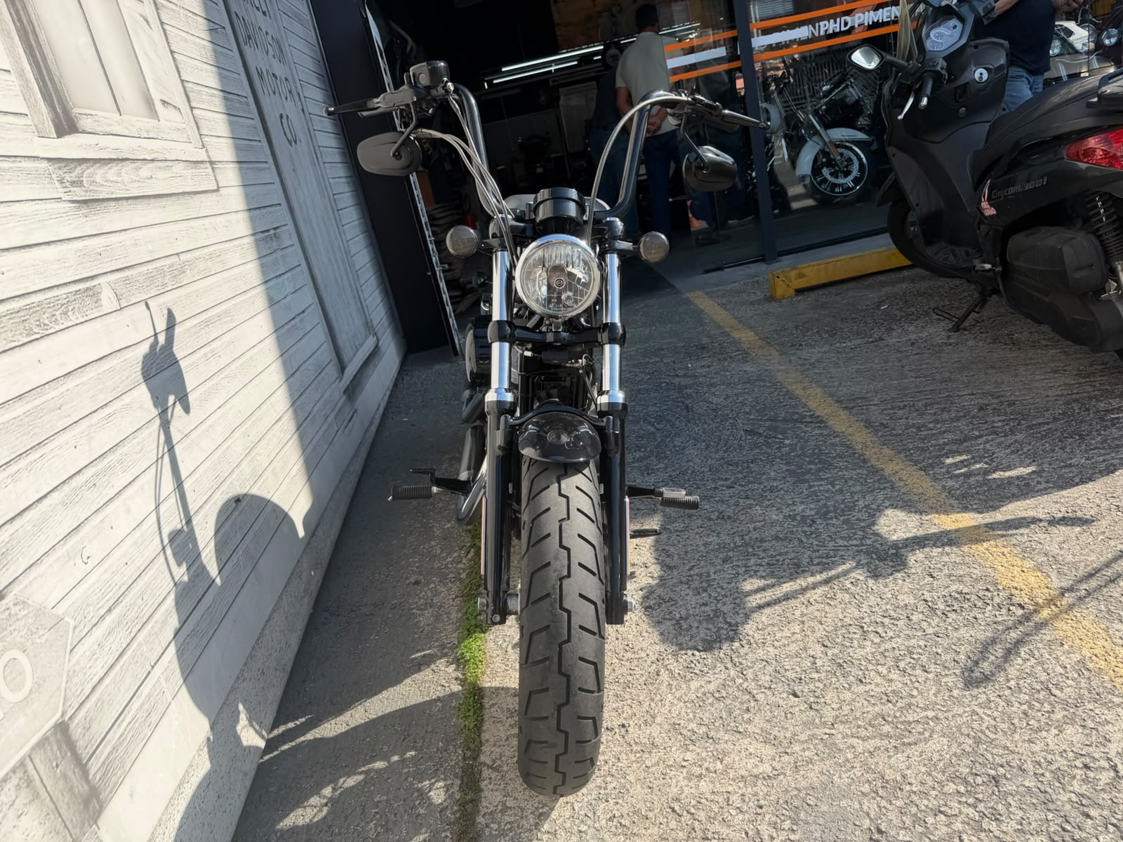 HARLEY-DAVIDSON FORTY-EIGHT