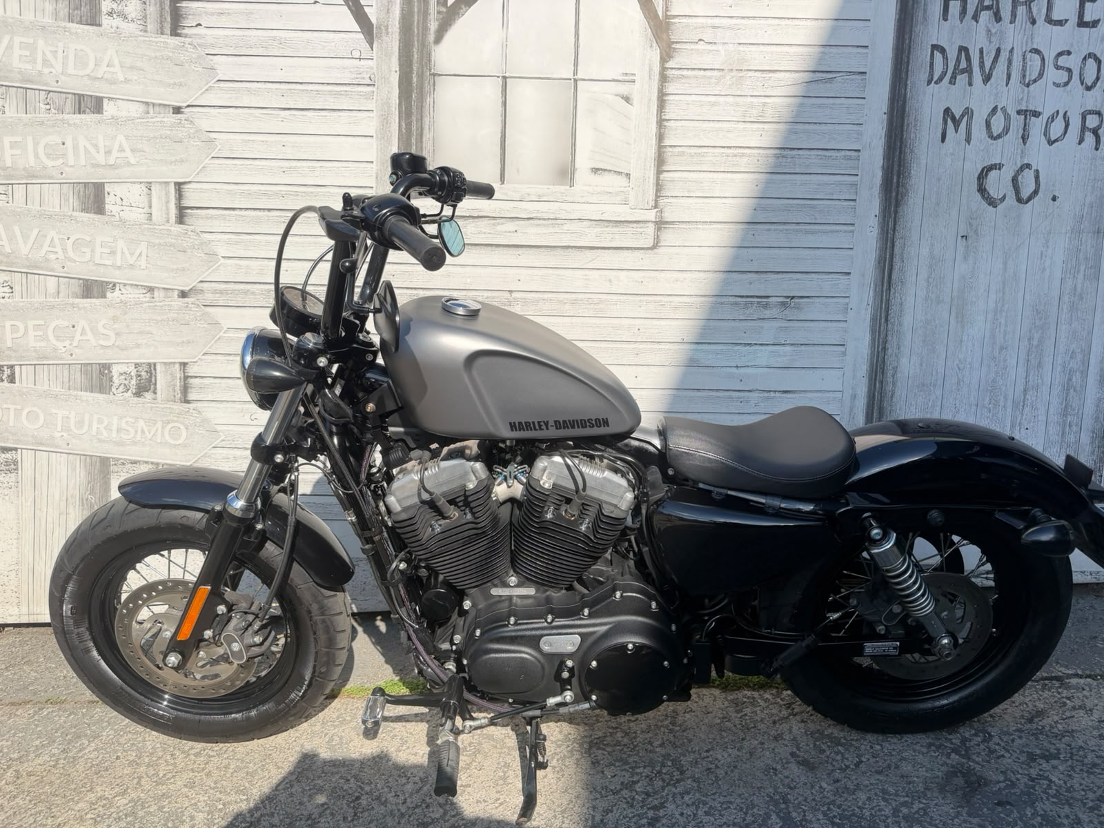 HARLEY-DAVIDSON FORTY-EIGHT