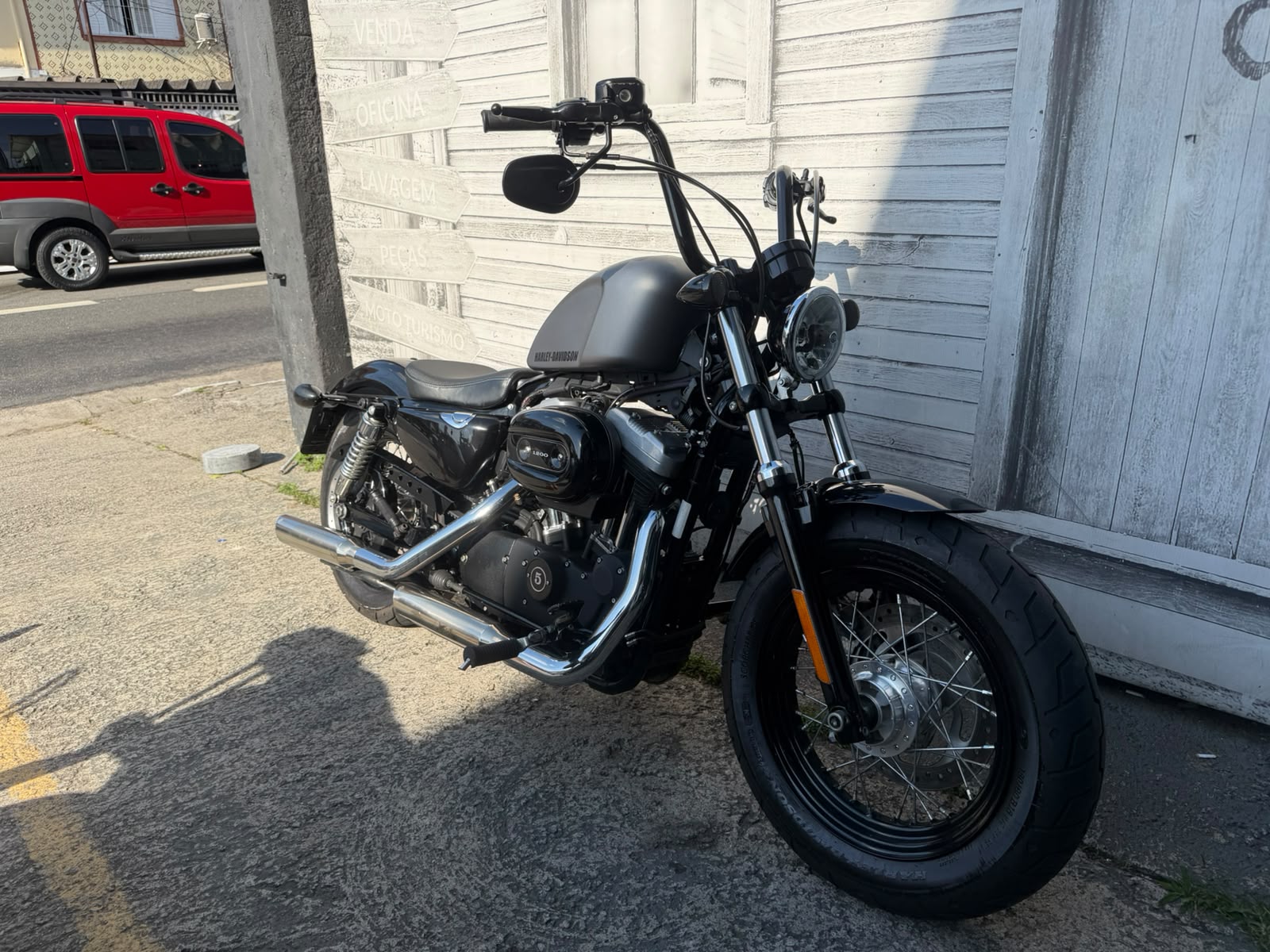 HARLEY-DAVIDSON FORTY-EIGHT