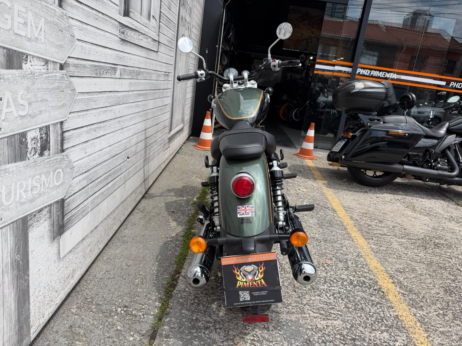 ROYAL ENFIELD METEOR 650 INTERSTELLAR