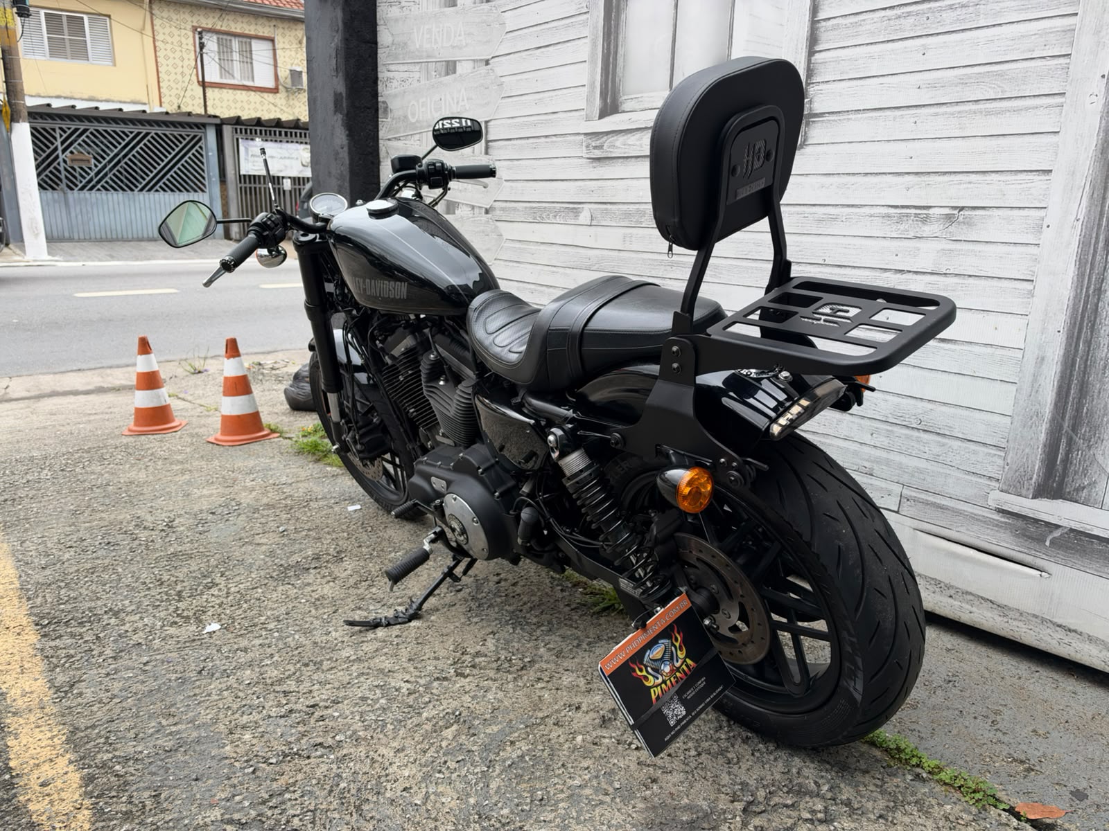 HARLEY-DAVIDSON ROADSTER