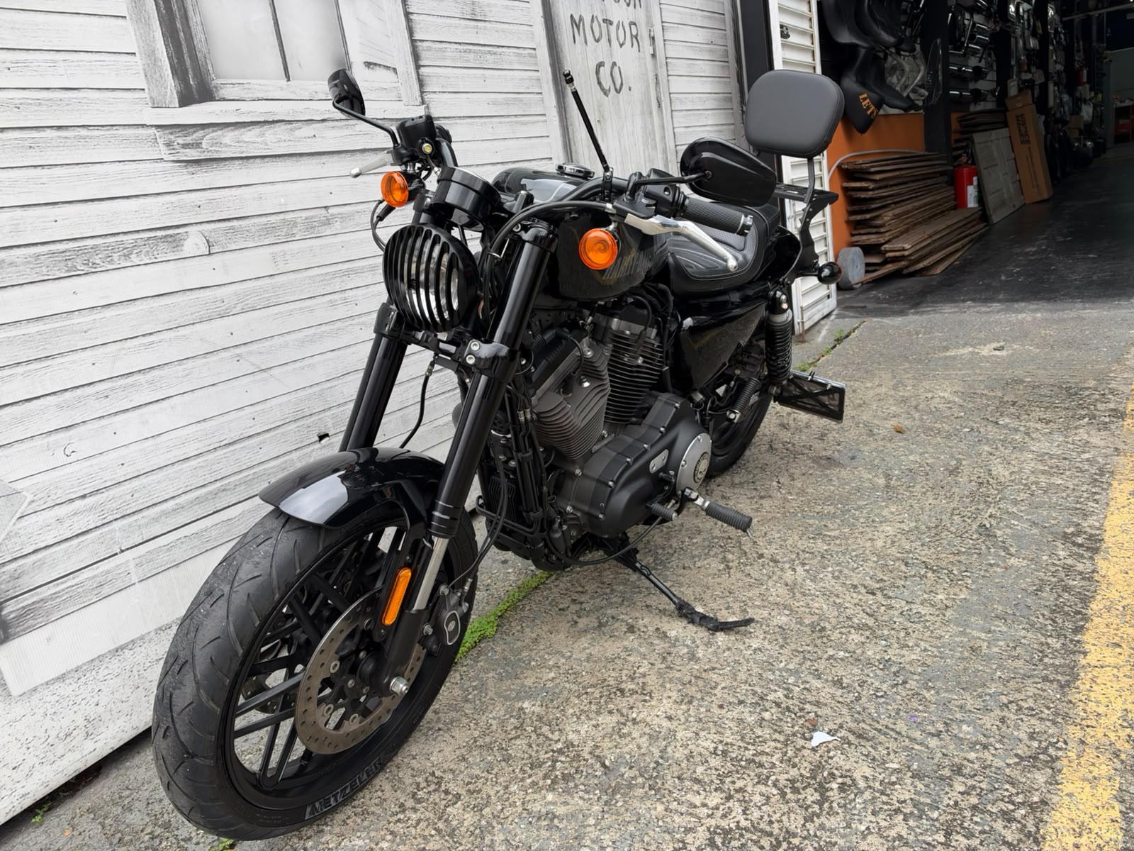 HARLEY-DAVIDSON ROADSTER