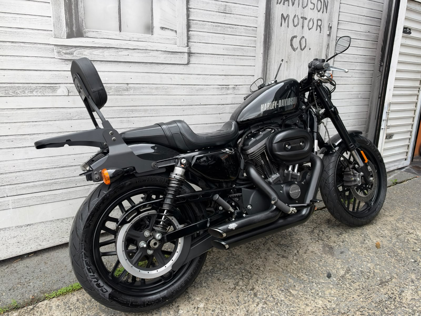 HARLEY-DAVIDSON ROADSTER