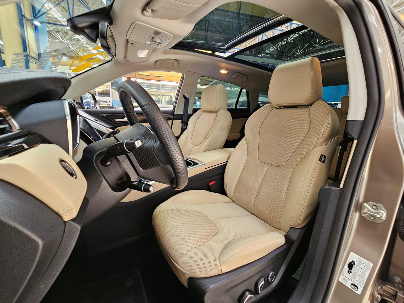Car Image 8