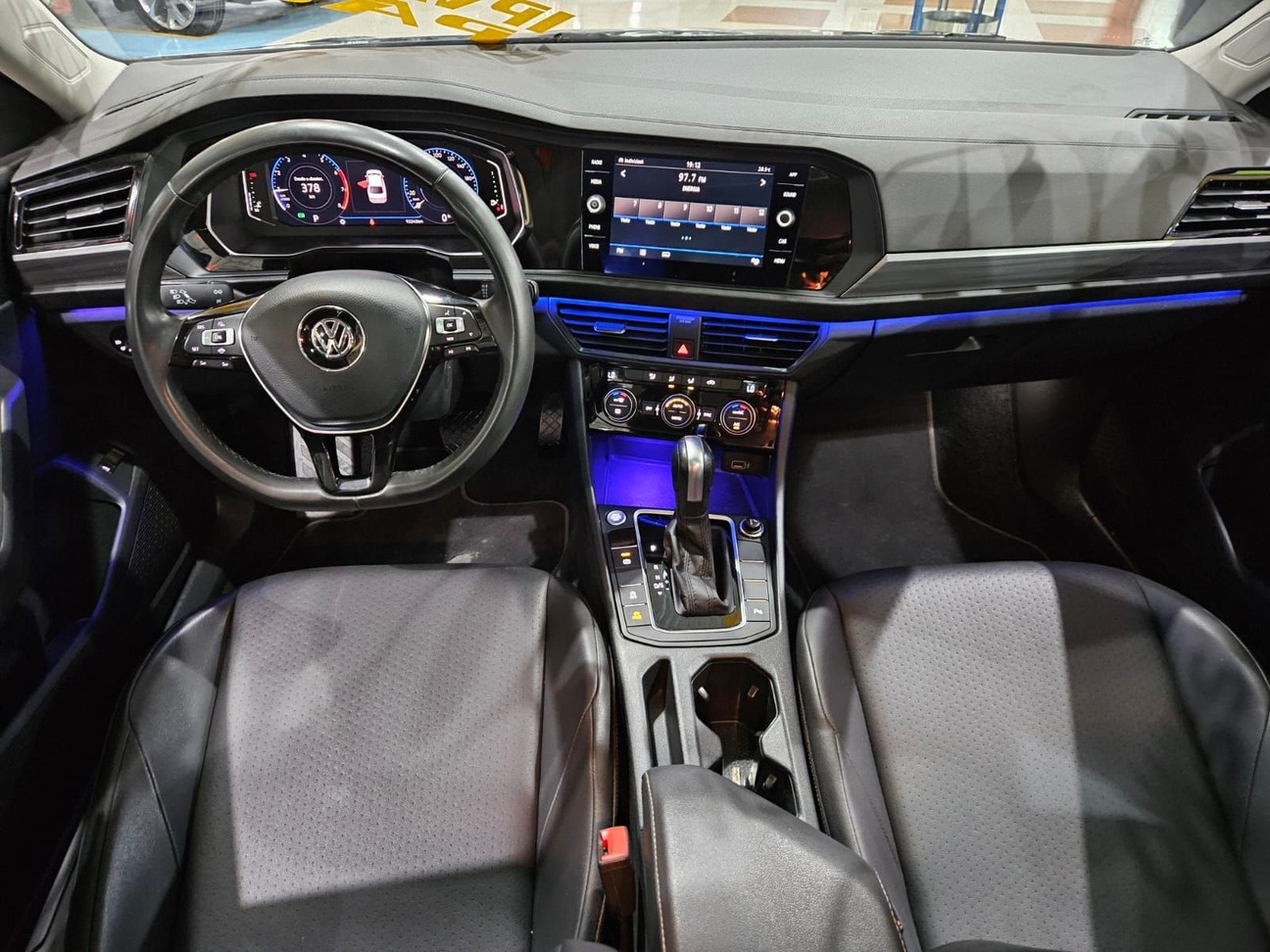 Car Image 12