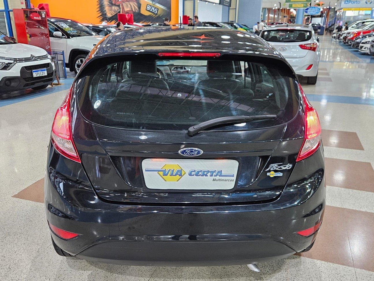 Car Image 9