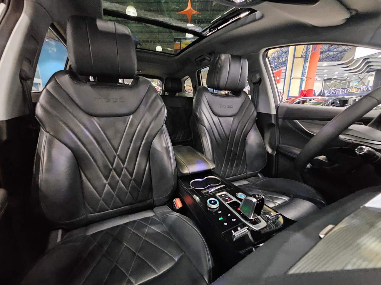 Car Image 17