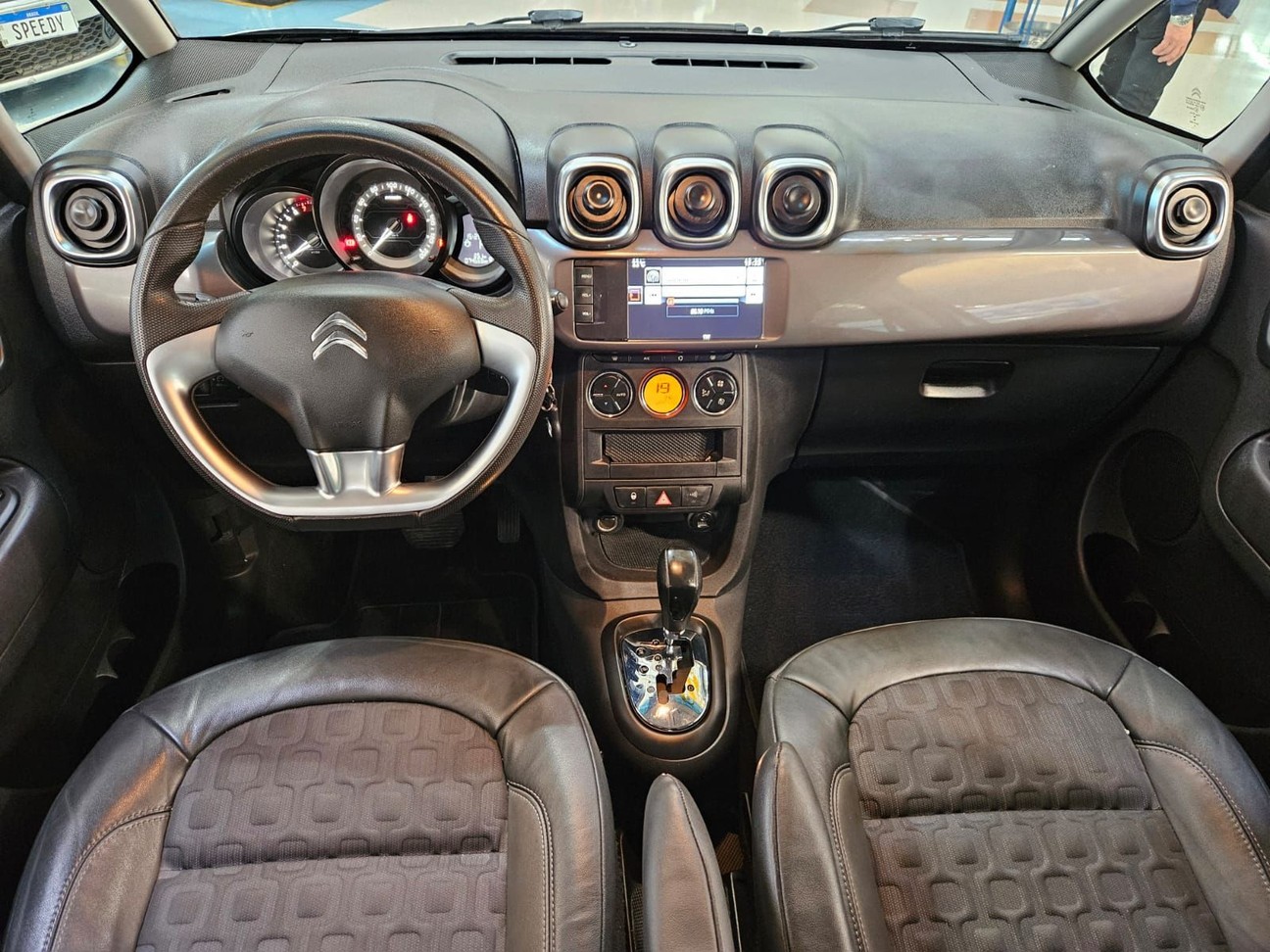 Car Image 2