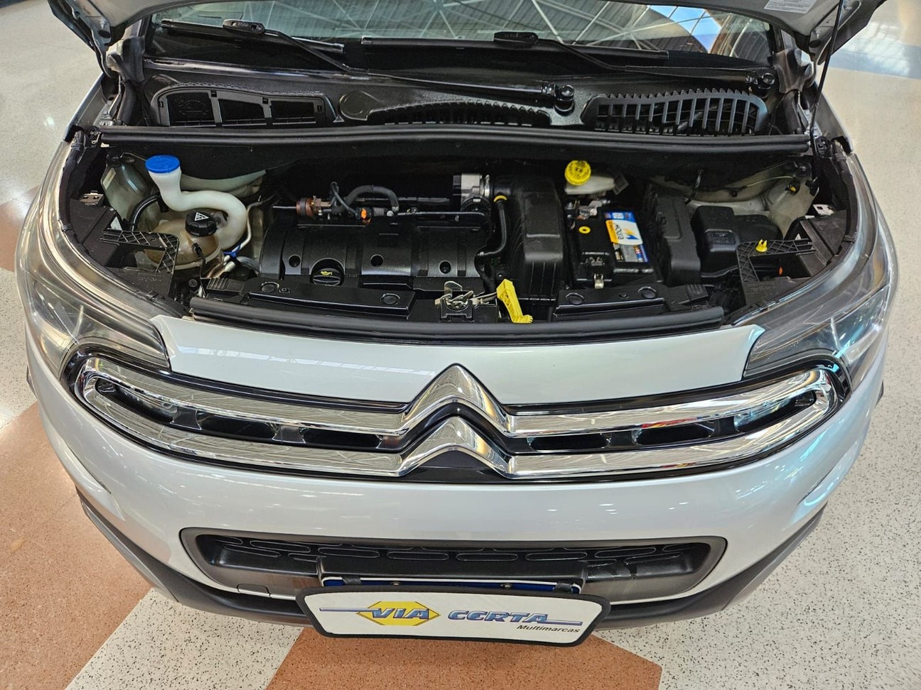Car Image 12