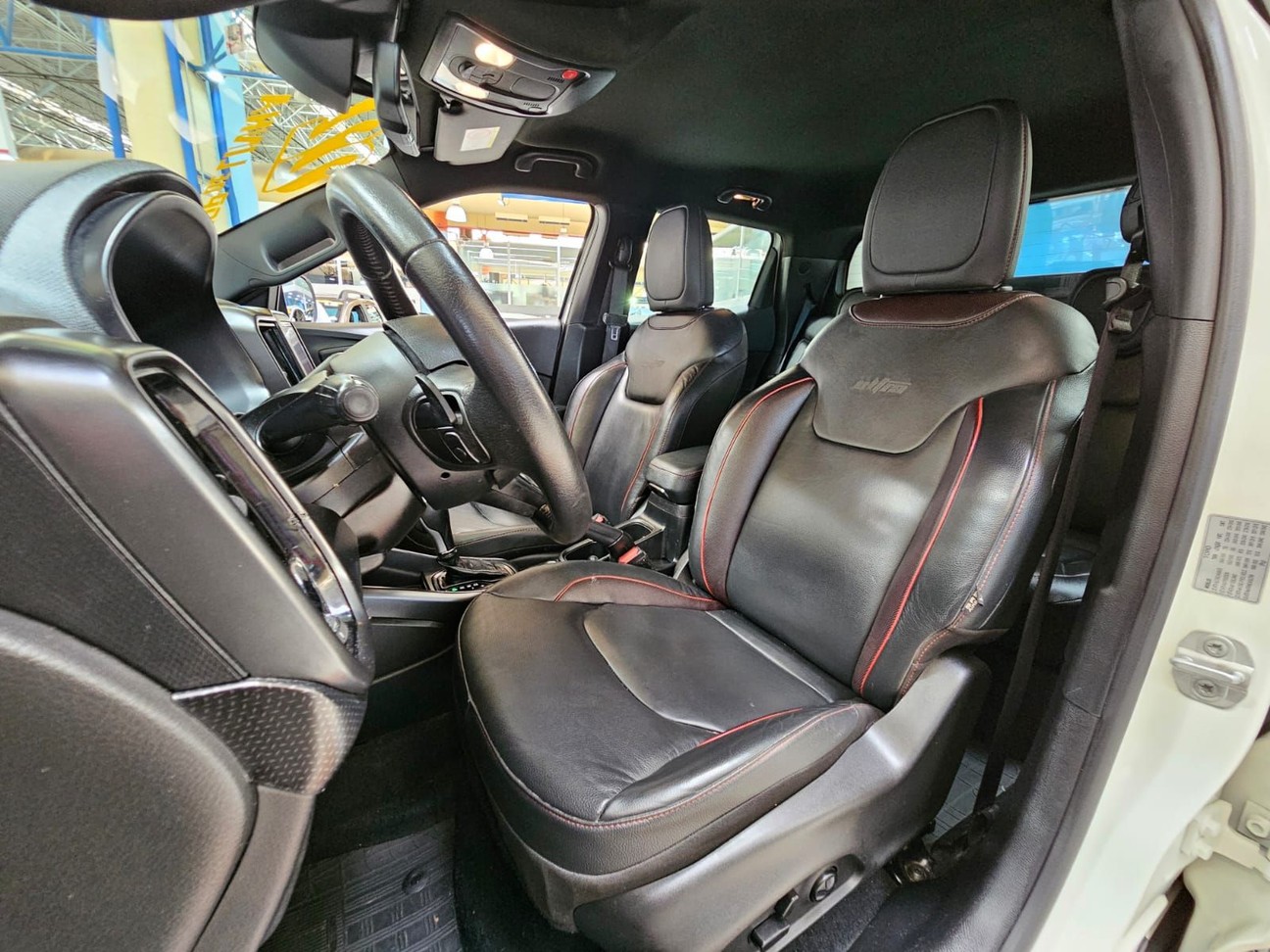 Car Image 10