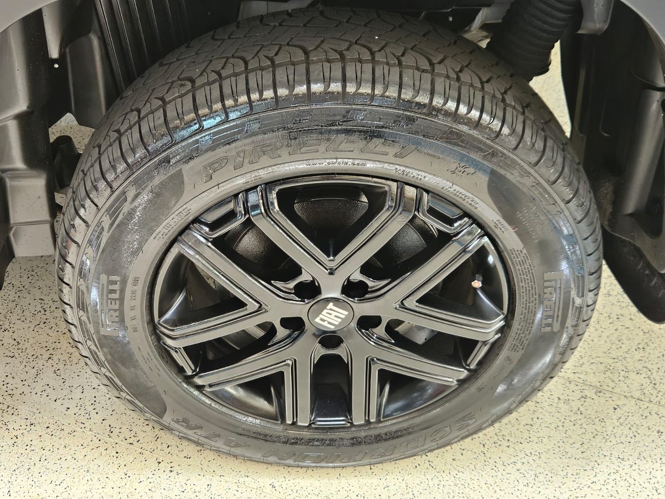 Car Image 14