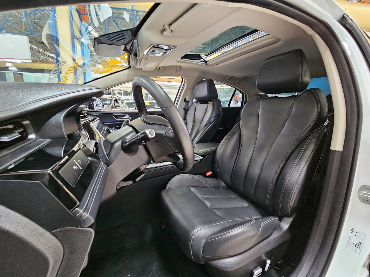 Car Image 5