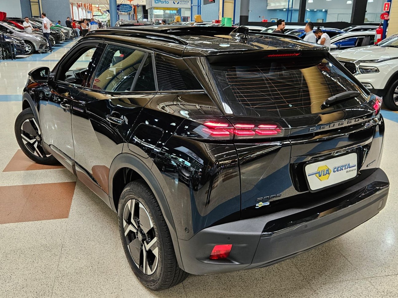 PEUGEOT 2008 1.0 TURBO 200 GT