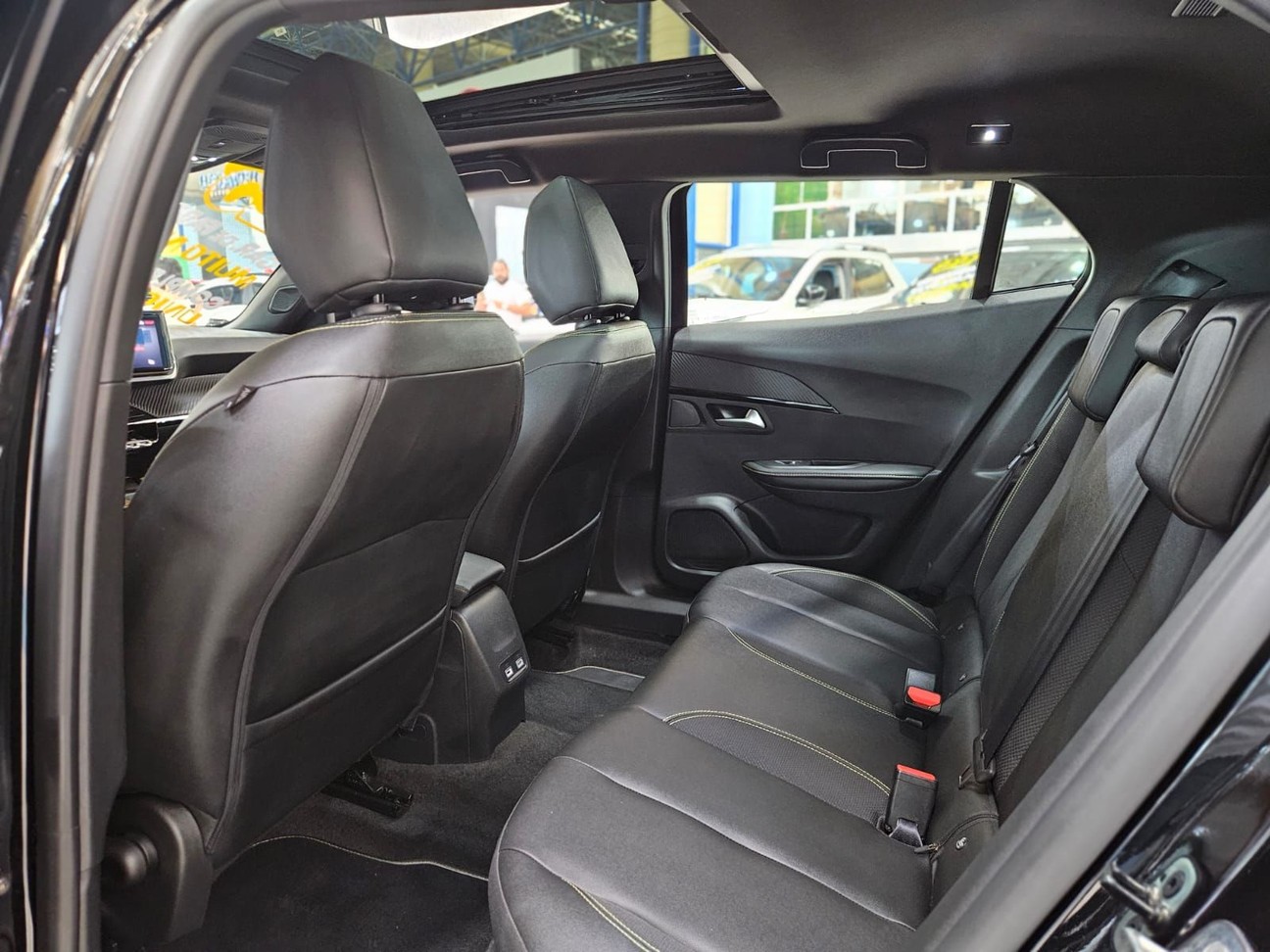 PEUGEOT 2008 1.0 TURBO 200 GT