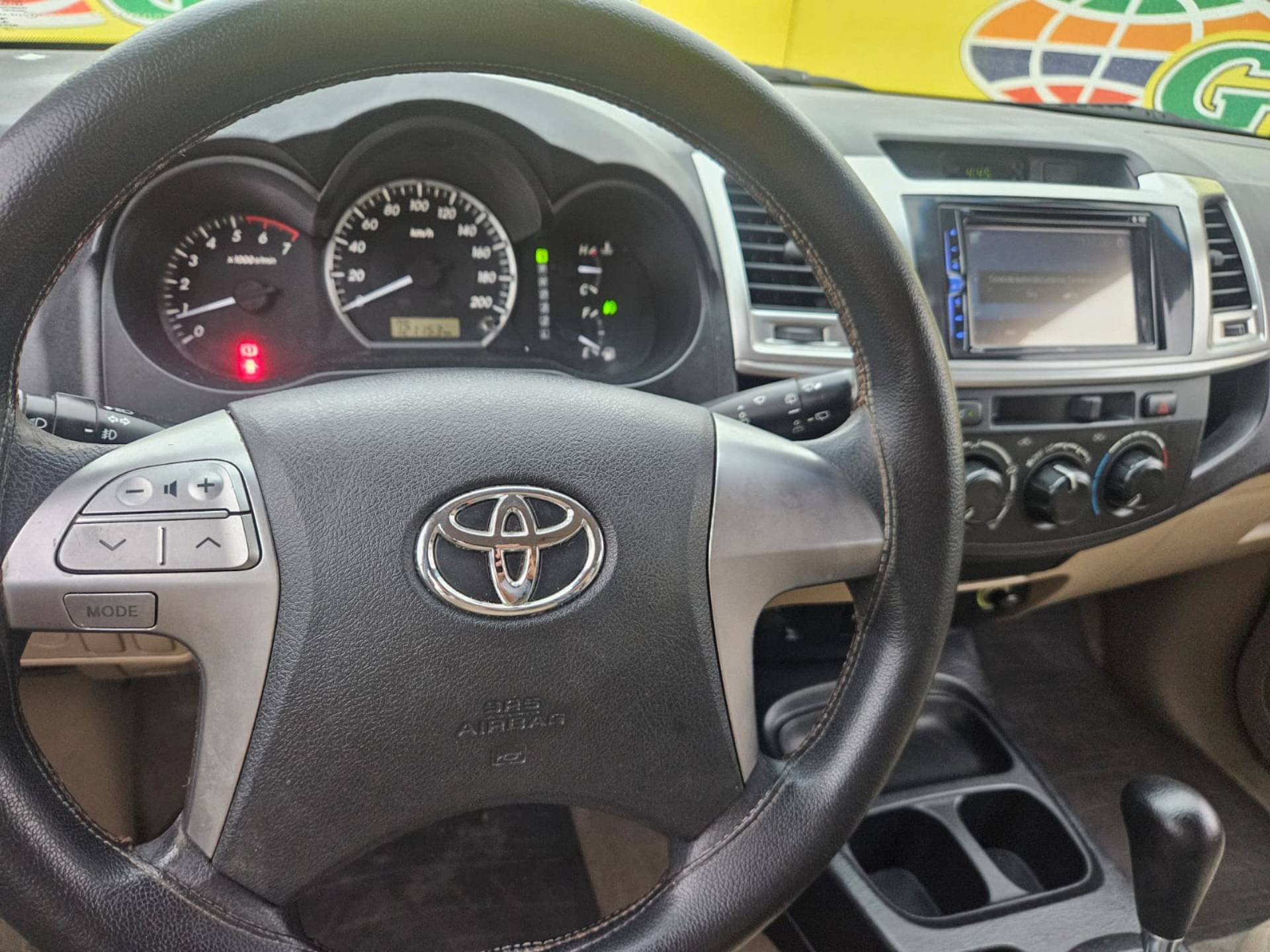 TOYOTA HILUX SW4