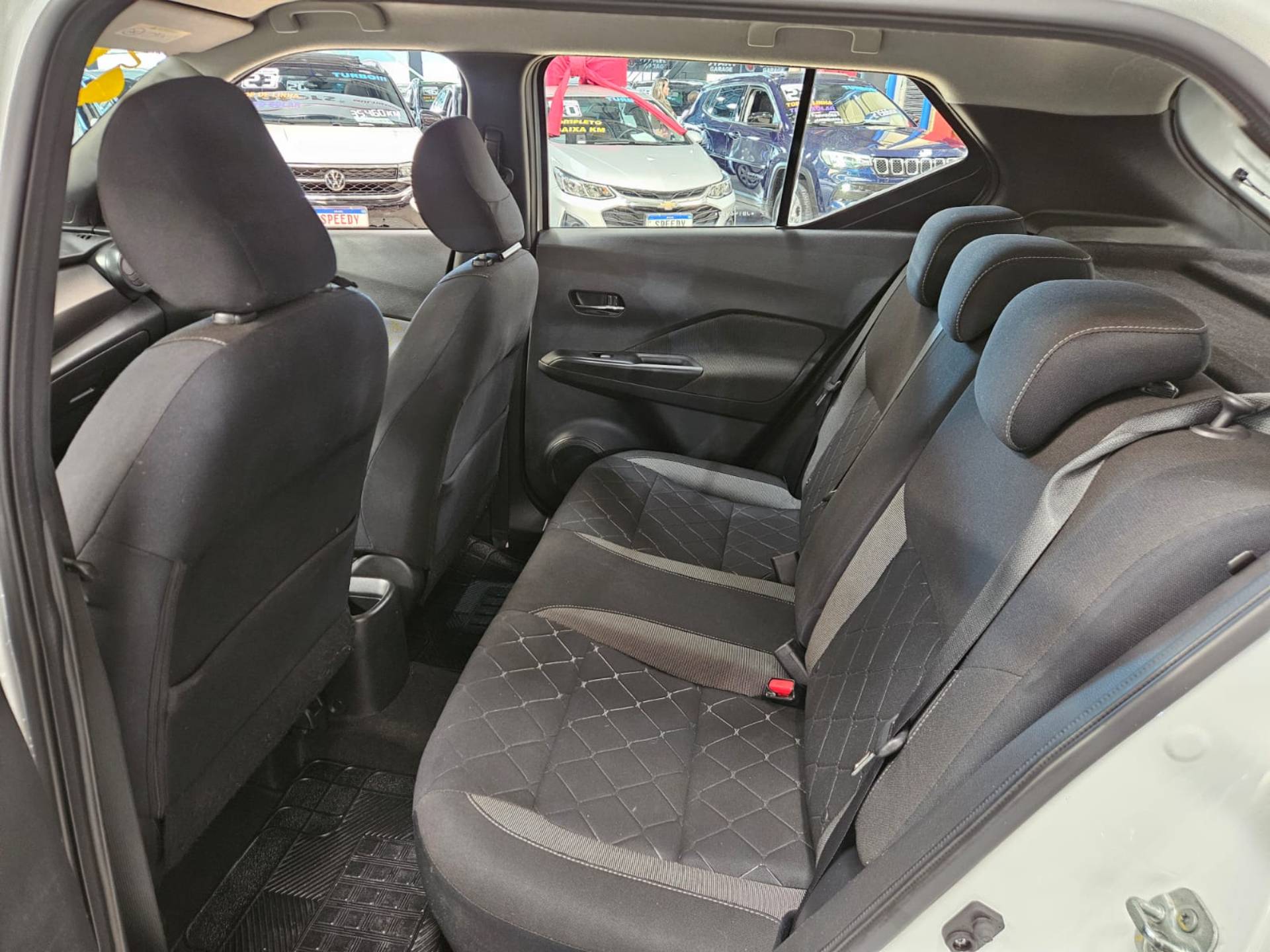 NISSAN KICKS