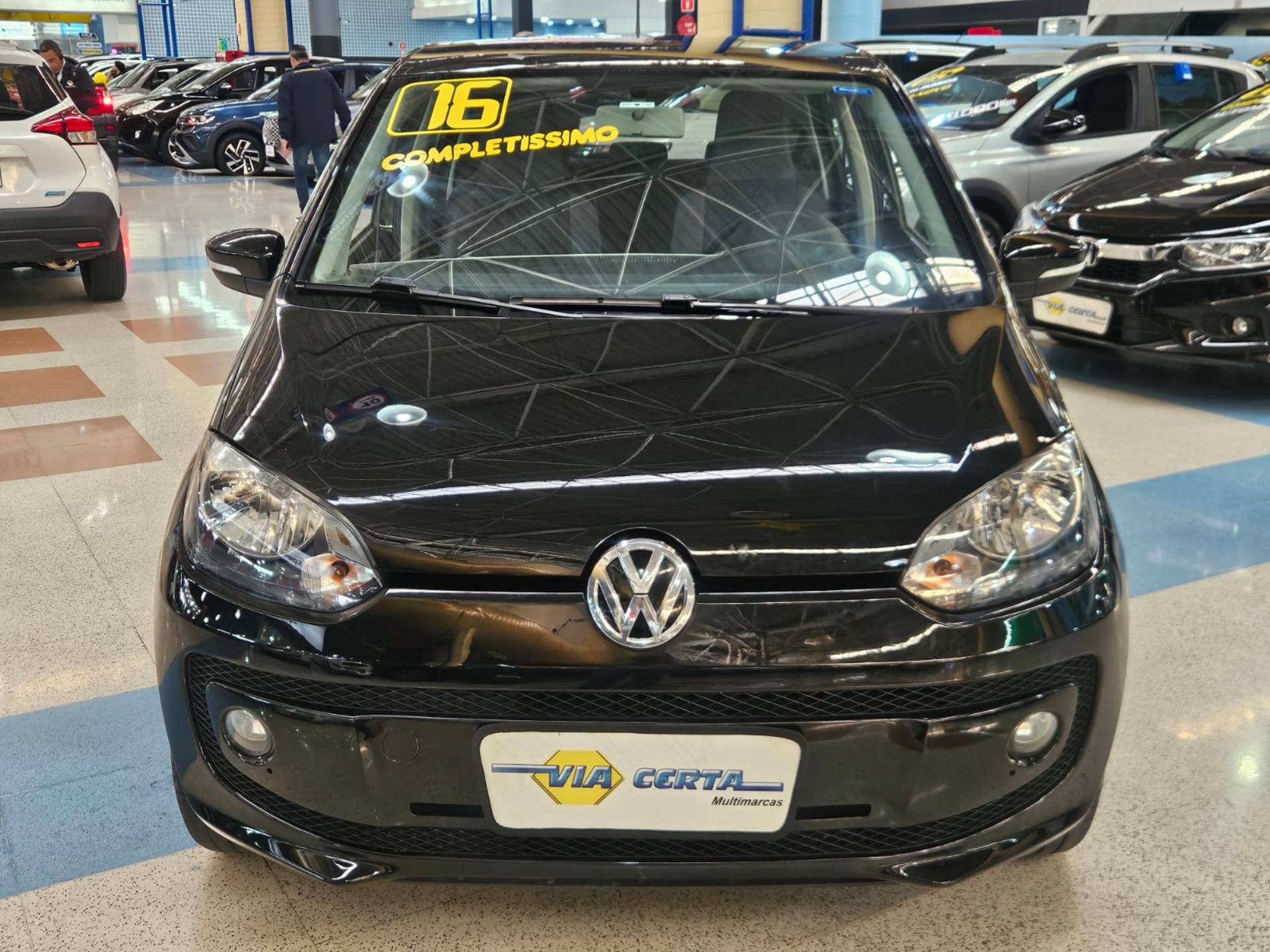 VOLKSWAGEN UP