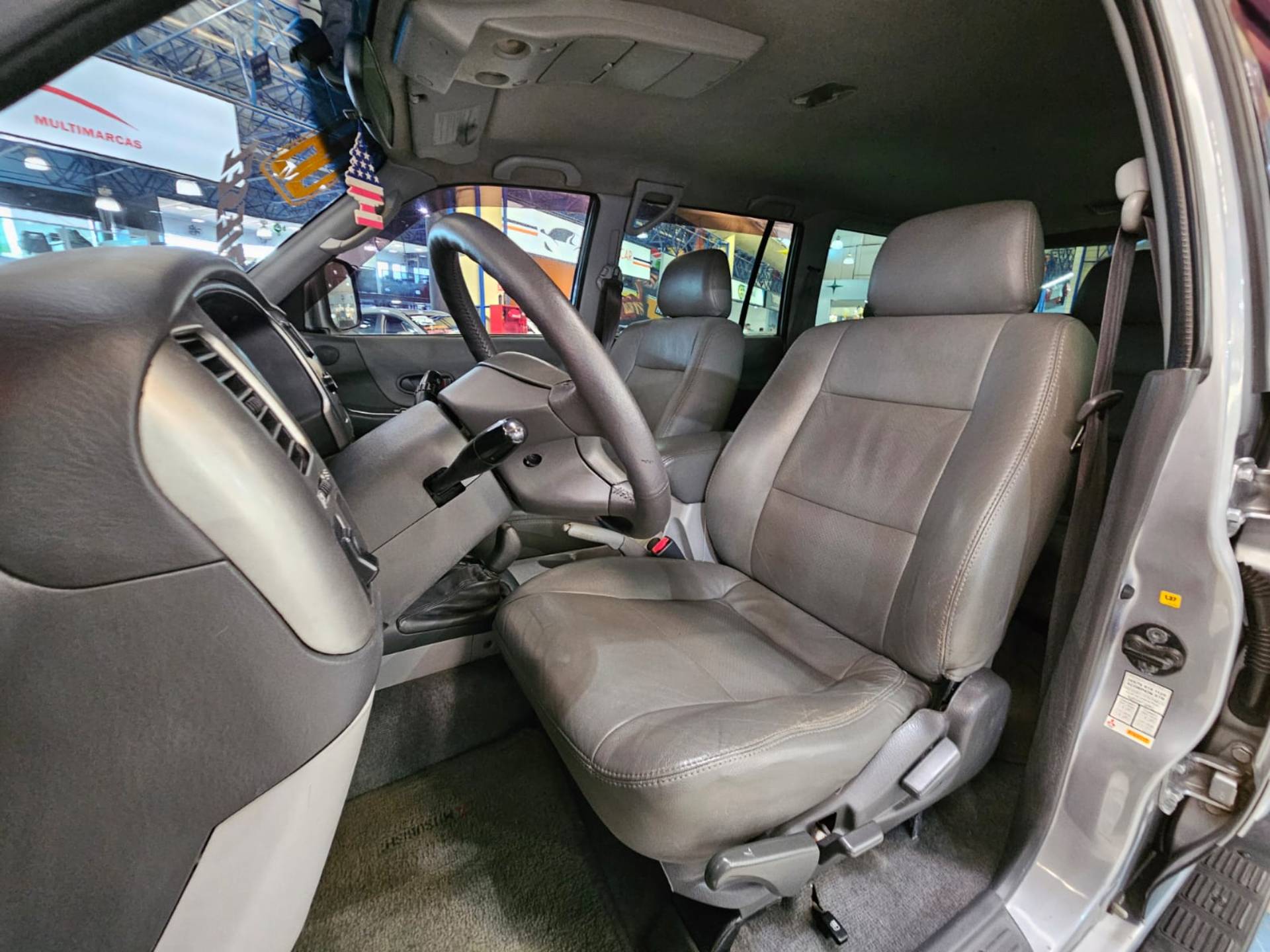MITSUBISHI PAJERO SPORT